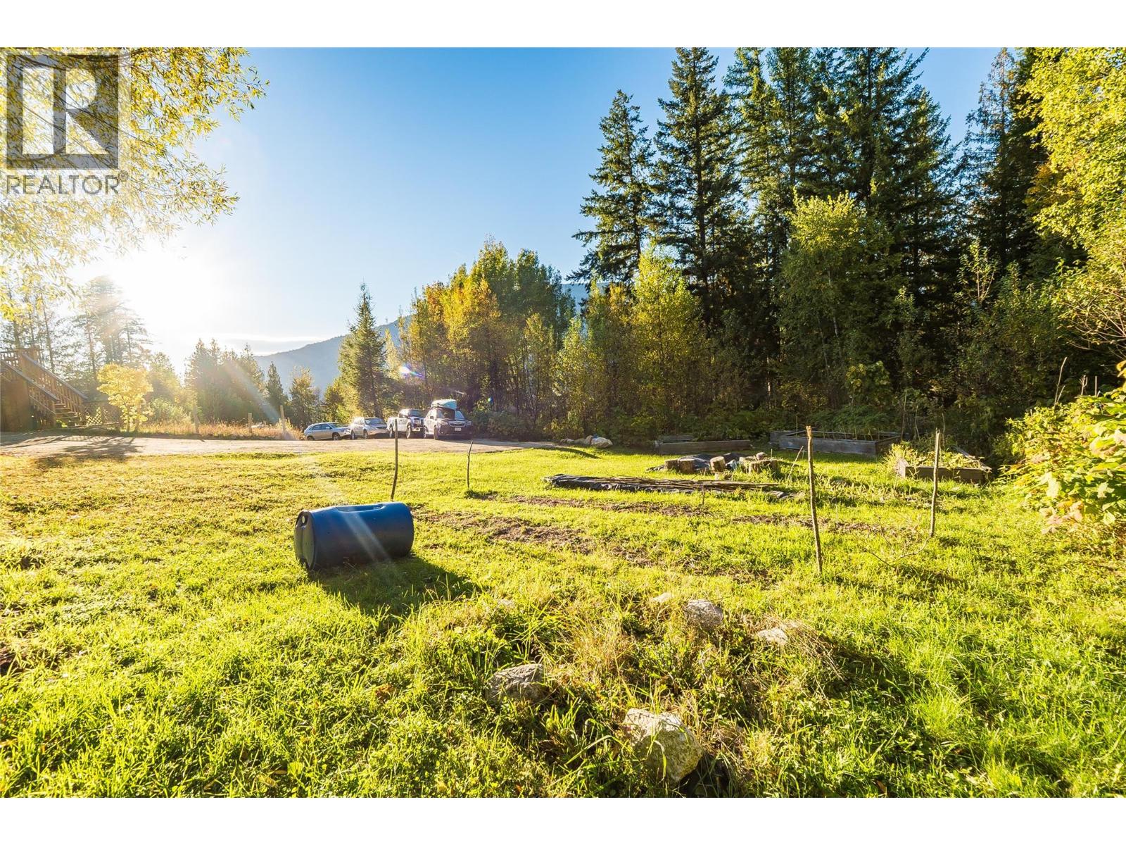 2129 Svoboda Road, Nelson, British Columbia  V1L 3V3 - Photo 73 - 10386644