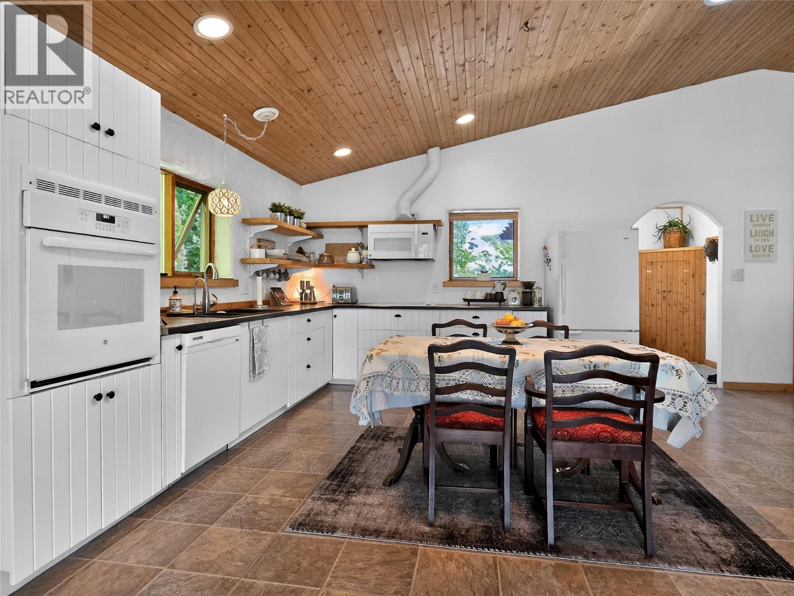 705 Brink Lane, Ashcroft, British Columbia  V0K 1A0 - Photo 6 - 10386612
