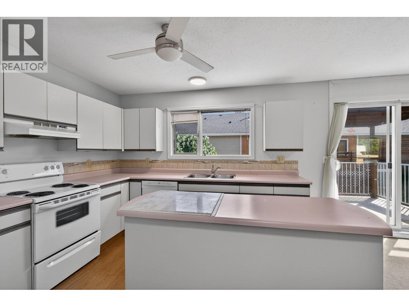 4405 20 Street Unit# 2, Vernon, British Columbia  V1T 9K2 - Photo 11 - 10386455