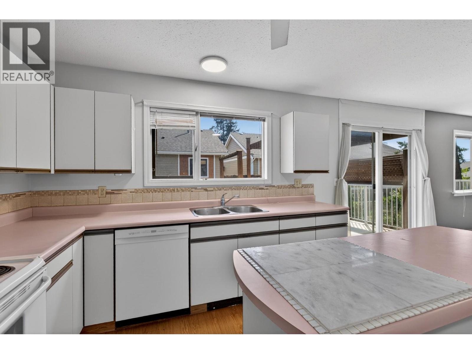 4405 20 Street Unit# 2, Vernon, British Columbia  V1T 9K2 - Photo 12 - 10386455