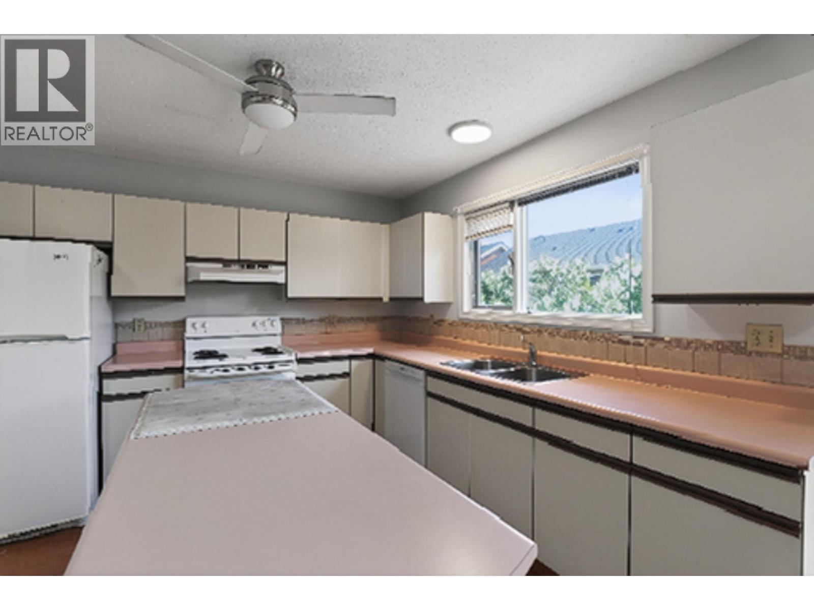 4405 20 Street Unit# 2, Vernon, British Columbia  V1T 9K2 - Photo 17 - 10386455
