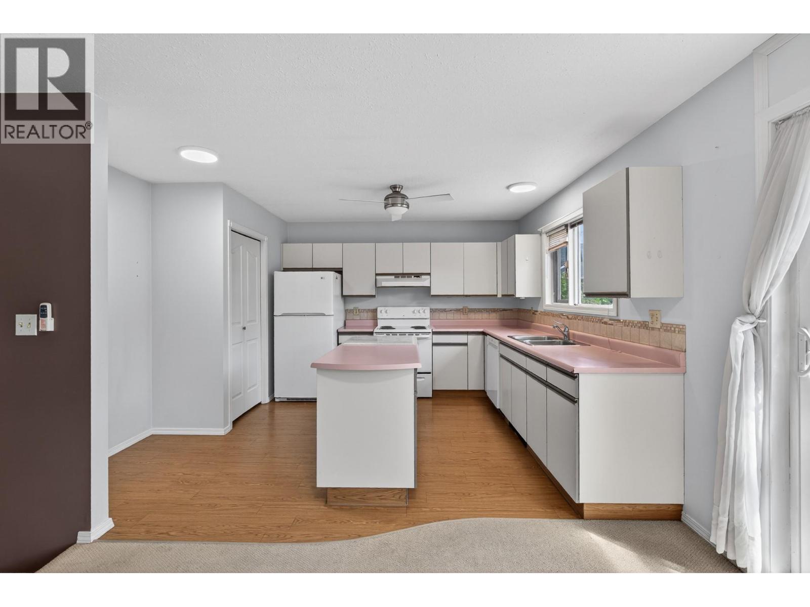 4405 20 Street Unit# 2, Vernon, British Columbia  V1T 9K2 - Photo 8 - 10386455