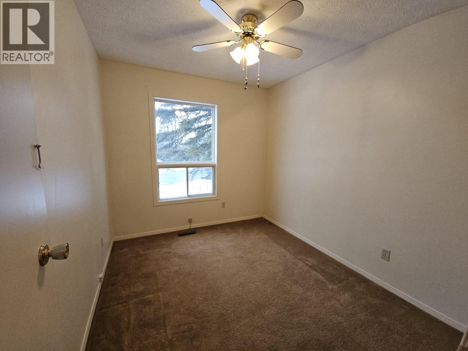 143 Kiskatinaw Crescent, Tumbler Ridge, British Columbia  V0C 2W0 - Photo 26 - 10385297