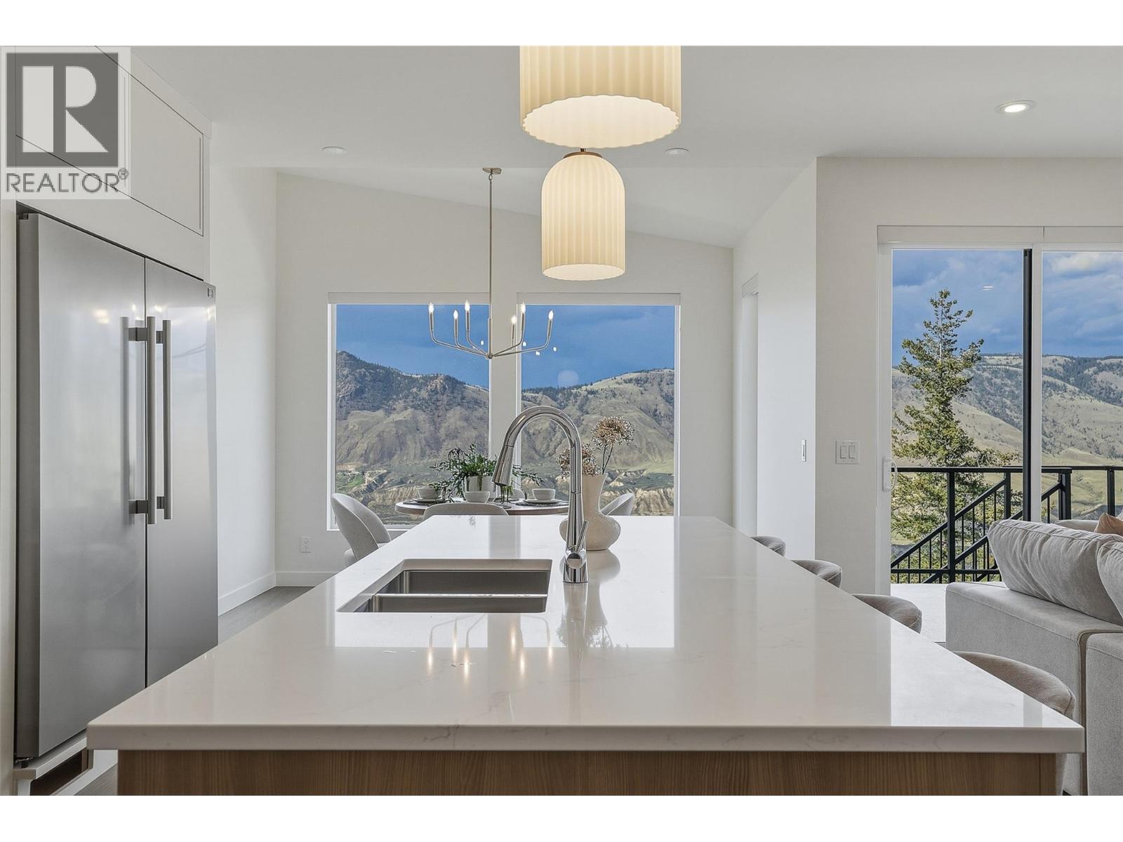 2245 Coldwater Drive, Kamloops, British Columbia  V2E 0E6 - Photo 5 - 10378419