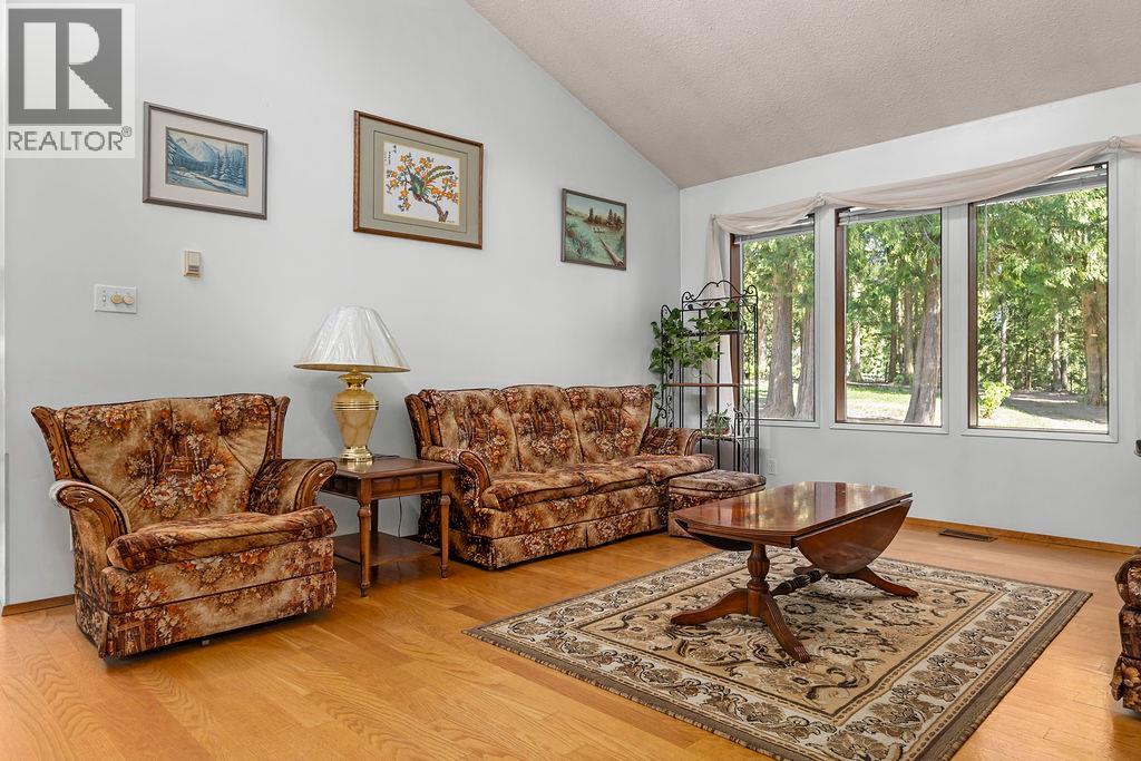 133 Springbend Road, Enderby, British Columbia  V4Y 4H2 - Photo 6 - 10386696