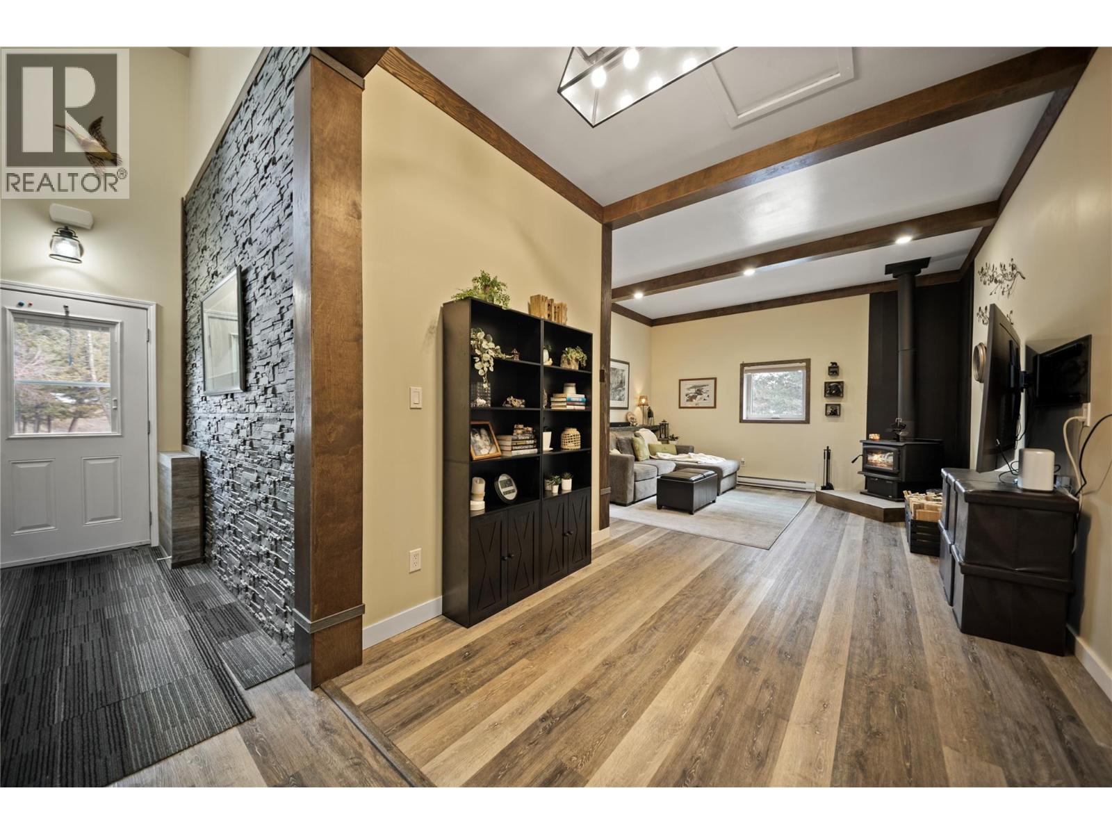 7527 Park Drive West, Radium Hot Springs, British Columbia  V0A 1M0 - Photo 14 - 10386744