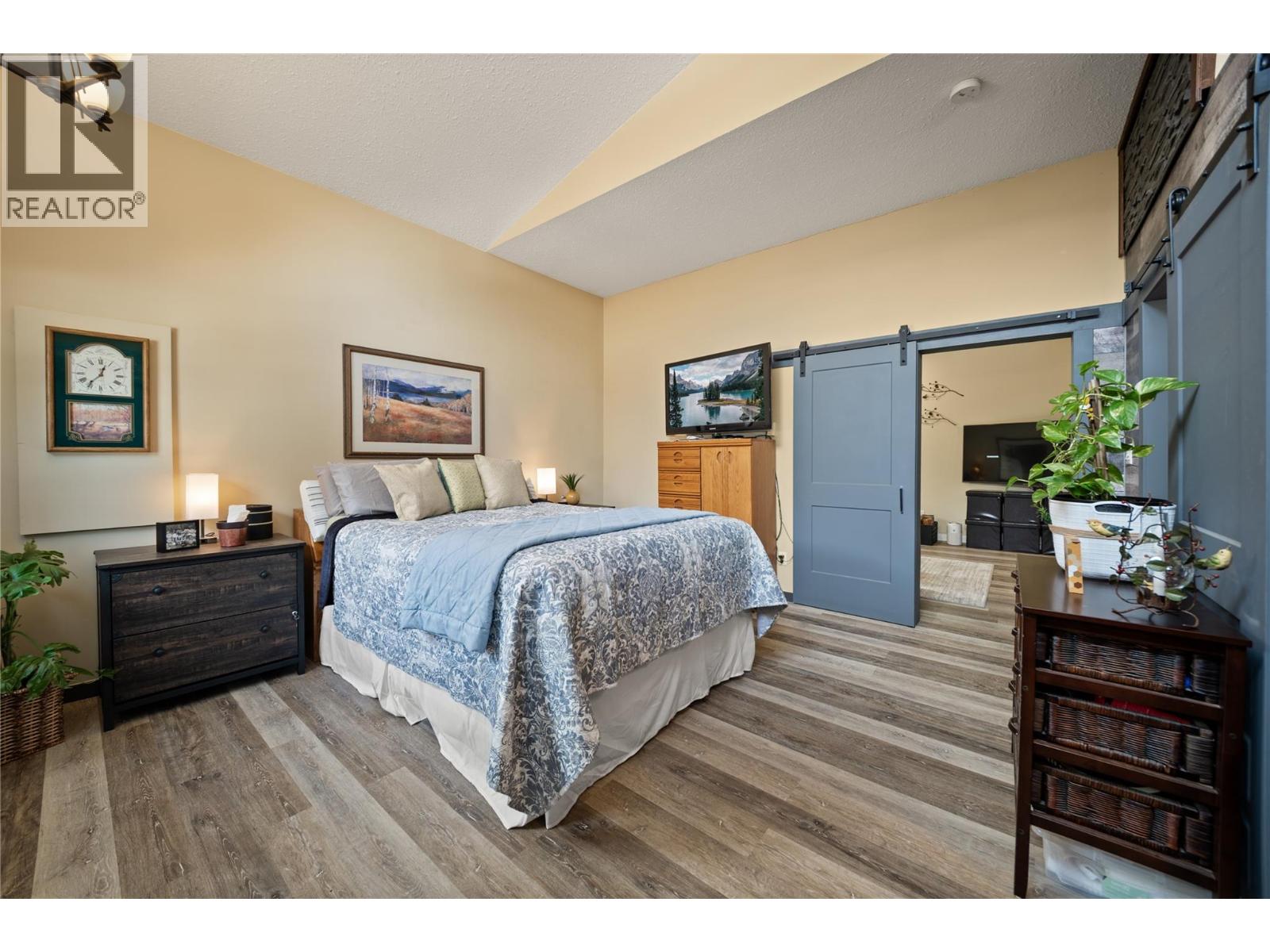 7527 Park Drive West, Radium Hot Springs, British Columbia  V0A 1M0 - Photo 21 - 10386744