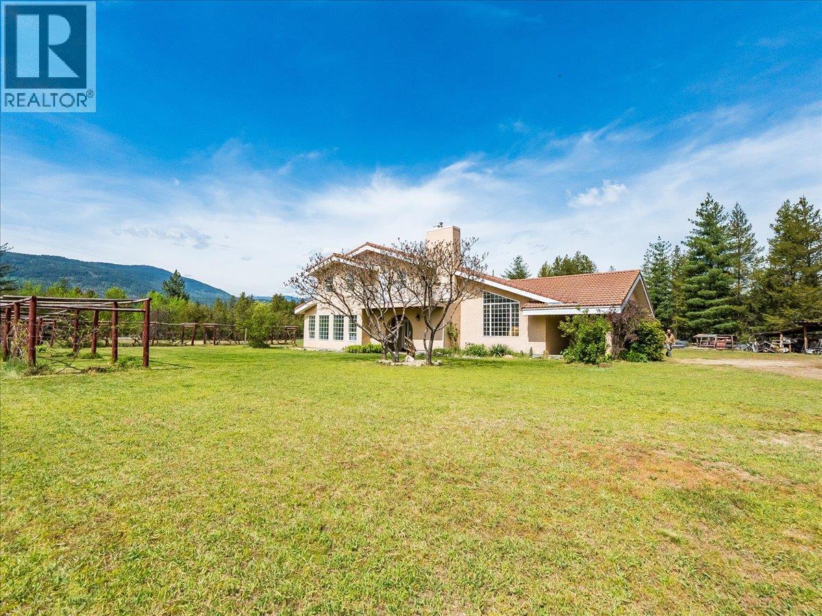 786 Prairie Road, Castlegar, British Columbia  V1N 4K6 - Photo 10 - 10386343