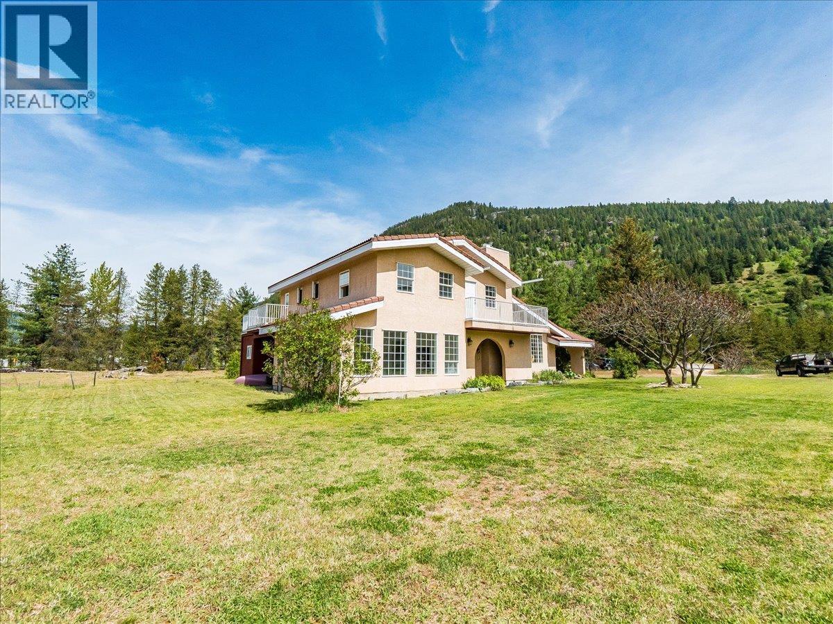 786 Prairie Road, Castlegar, British Columbia  V1N 4K6 - Photo 11 - 10386343