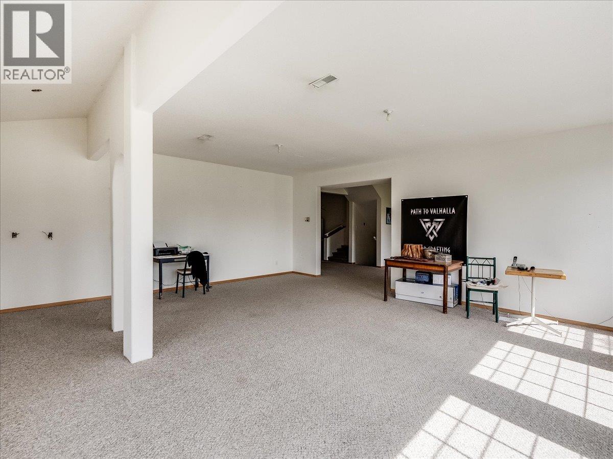 786 Prairie Road, Castlegar, British Columbia  V1N 4K6 - Photo 14 - 10386343