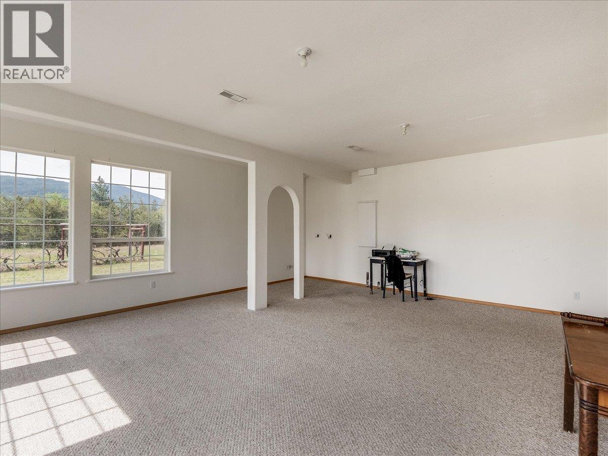 786 Prairie Road, Castlegar, British Columbia  V1N 4K6 - Photo 15 - 10386343
