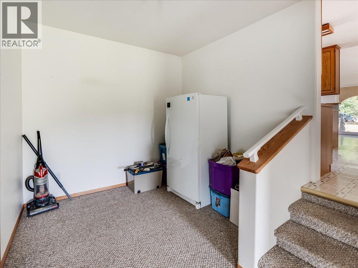 786 Prairie Road, Castlegar, British Columbia  V1N 4K6 - Photo 29 - 10386343