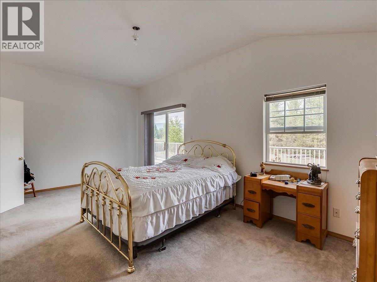 786 Prairie Road, Castlegar, British Columbia  V1N 4K6 - Photo 34 - 10386343