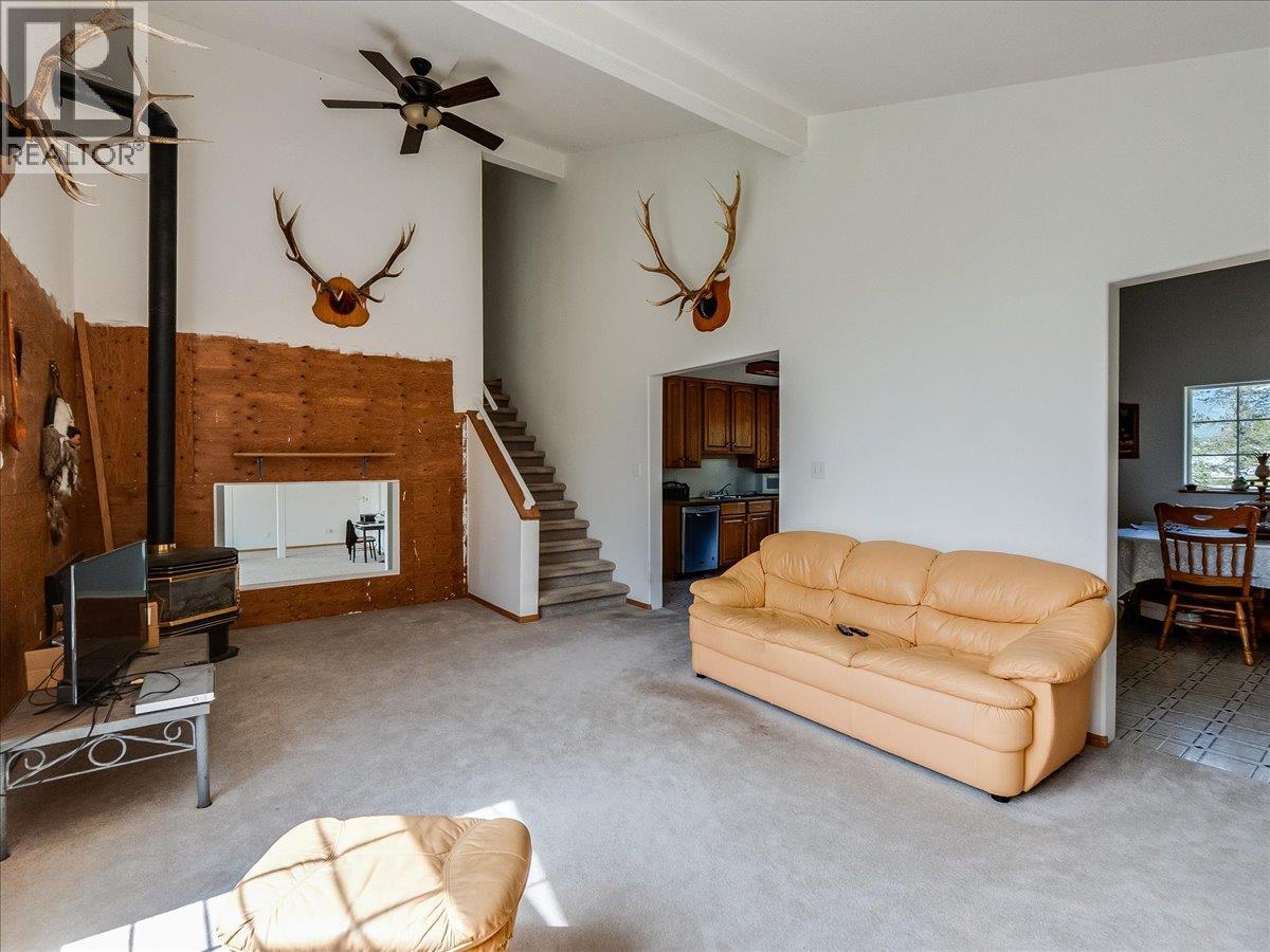 786 Prairie Road, Castlegar, British Columbia  V1N 4K6 - Photo 40 - 10386343