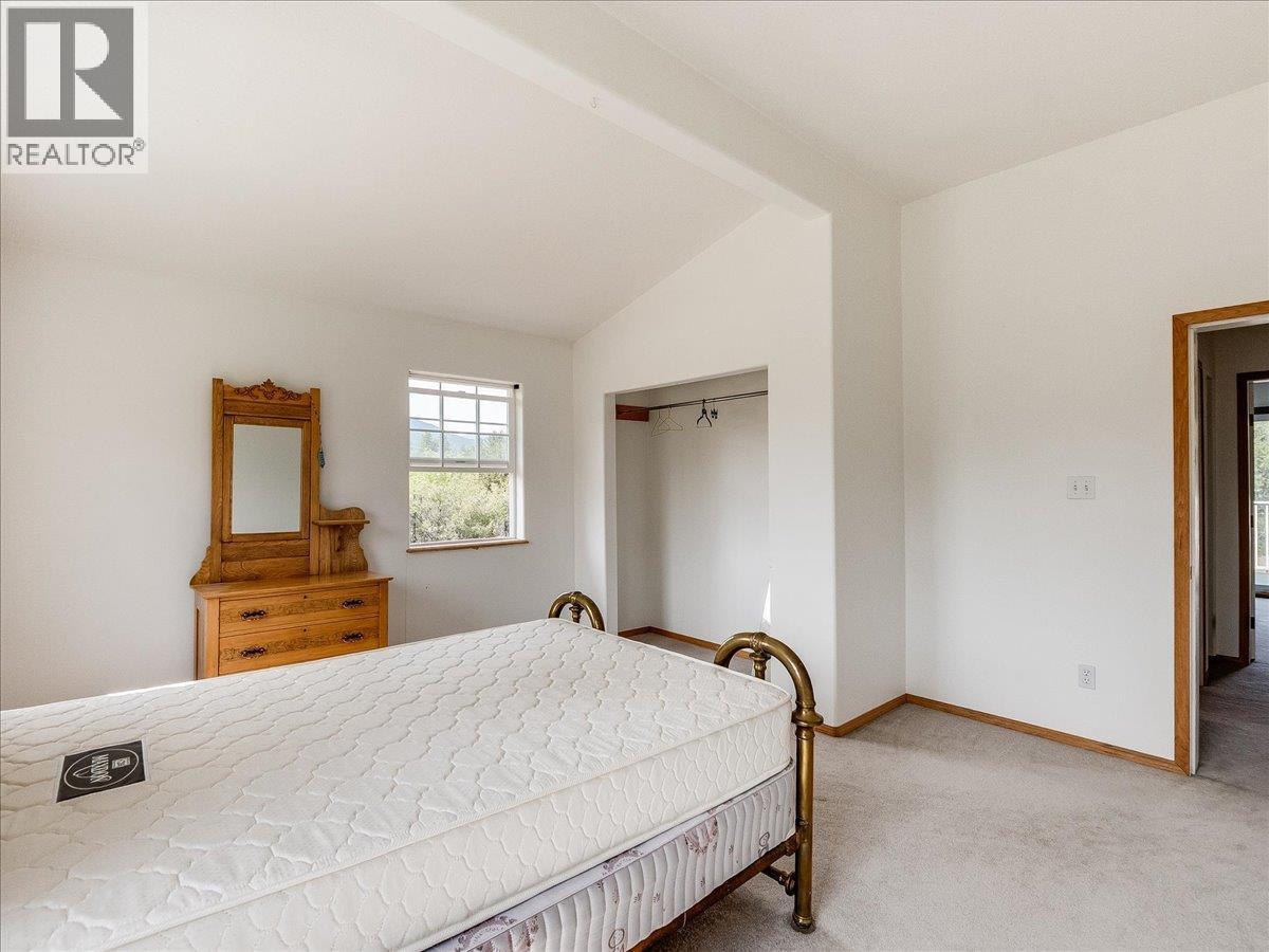 786 Prairie Road, Castlegar, British Columbia  V1N 4K6 - Photo 43 - 10386343