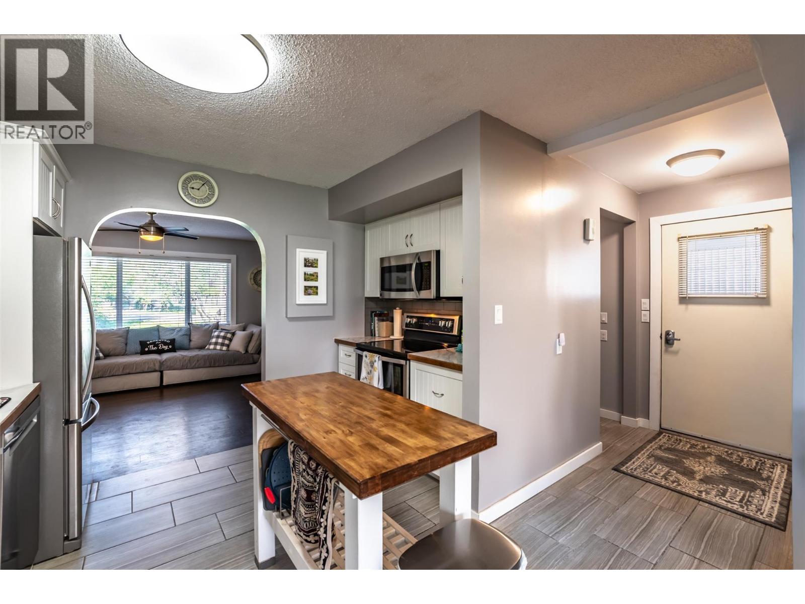 1080 Morningstar Road, Oliver, British Columbia  V0H 1T6 - Photo 19 - 10386805