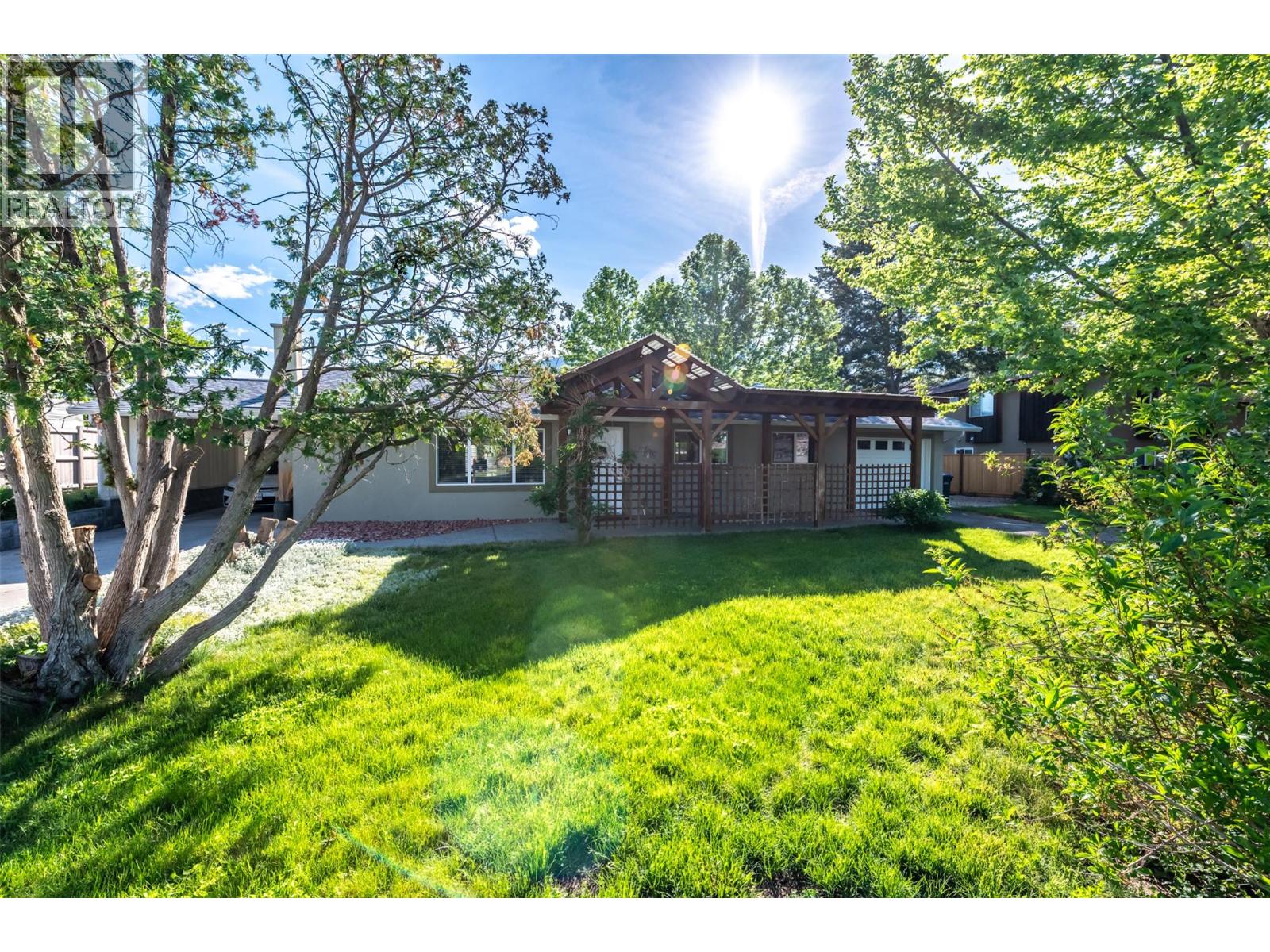 1080 Morningstar Road, Oliver, British Columbia  V0H 1T6 - Photo 2 - 10386805