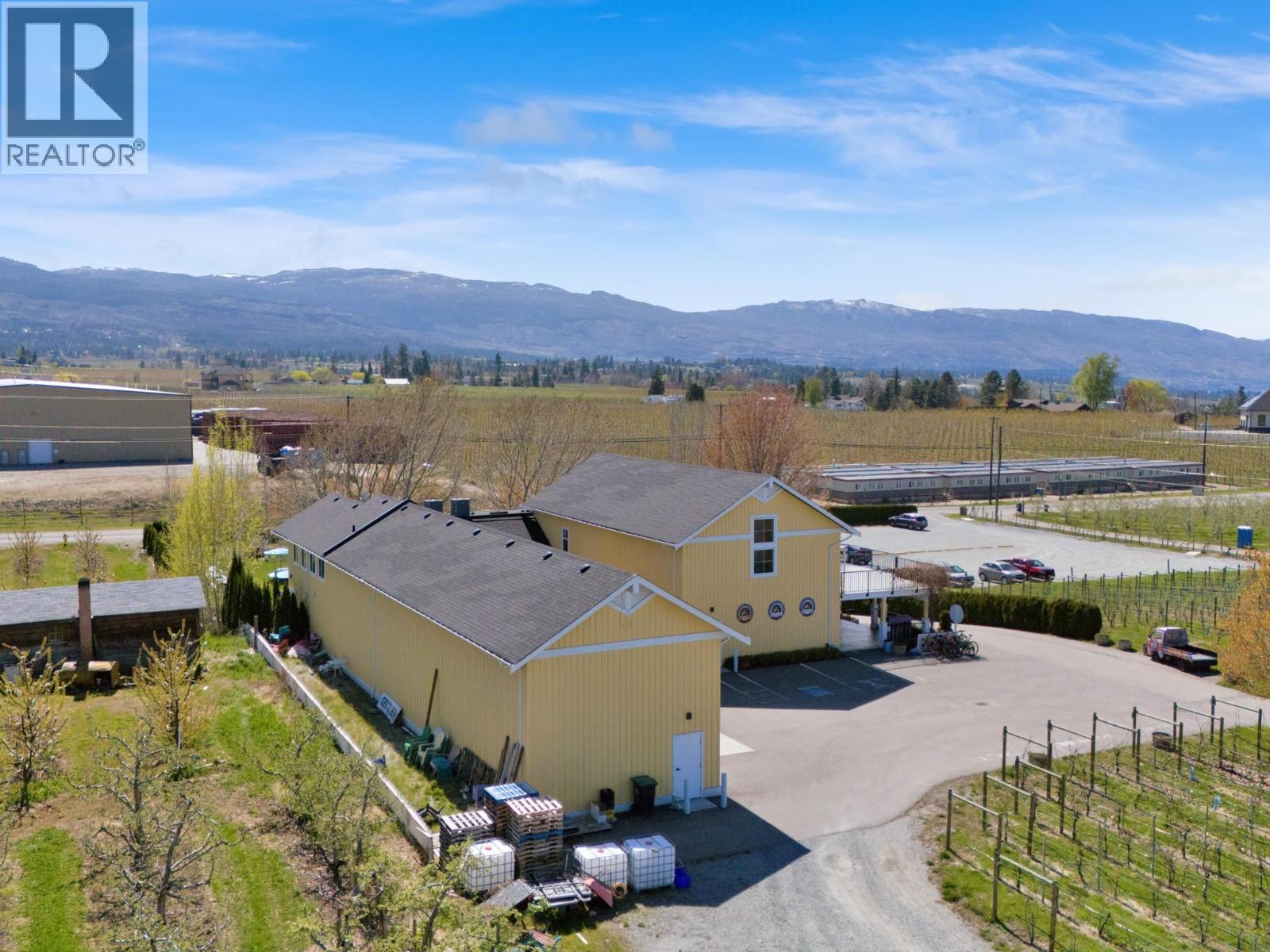 3240 Pooley Road, Kelowna, British Columbia  V1W 4G7 - Photo 38 - 10386706