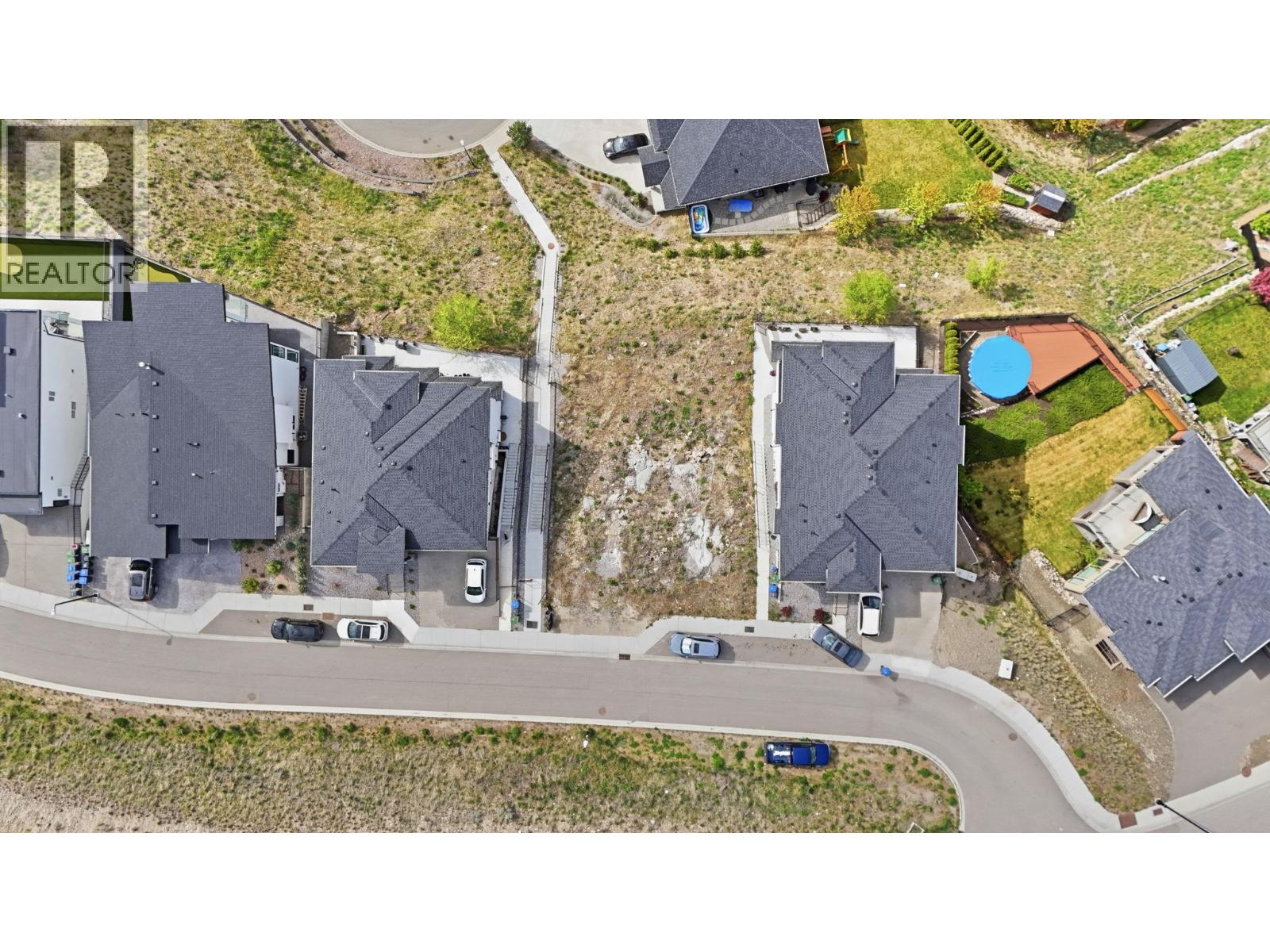 1485 Fairwood Lane, Kelowna, British Columbia  V1P 1T6 - Photo 4 - 10386427