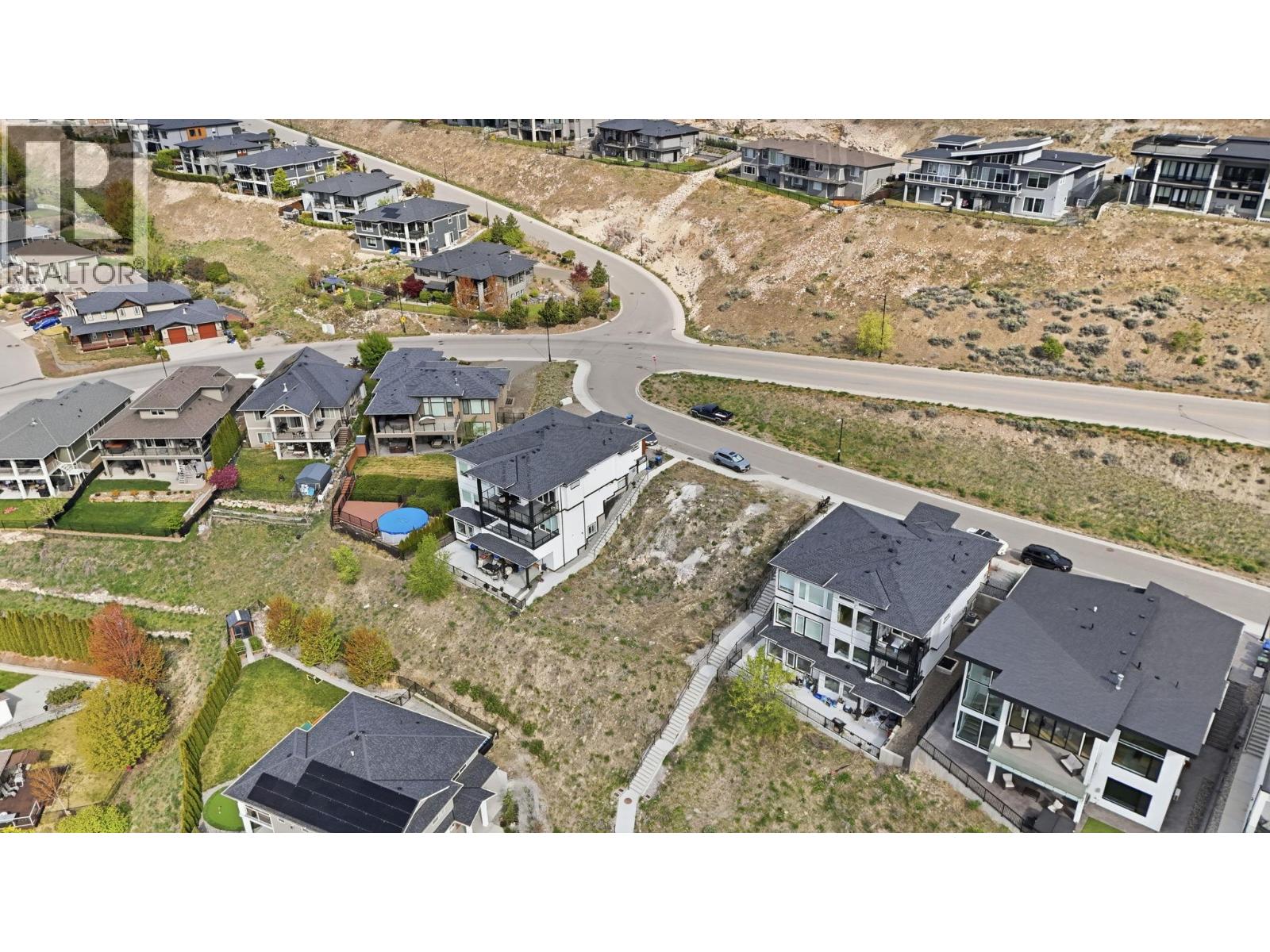 1485 Fairwood Lane, Kelowna, British Columbia  V1P 1T6 - Photo 9 - 10386427