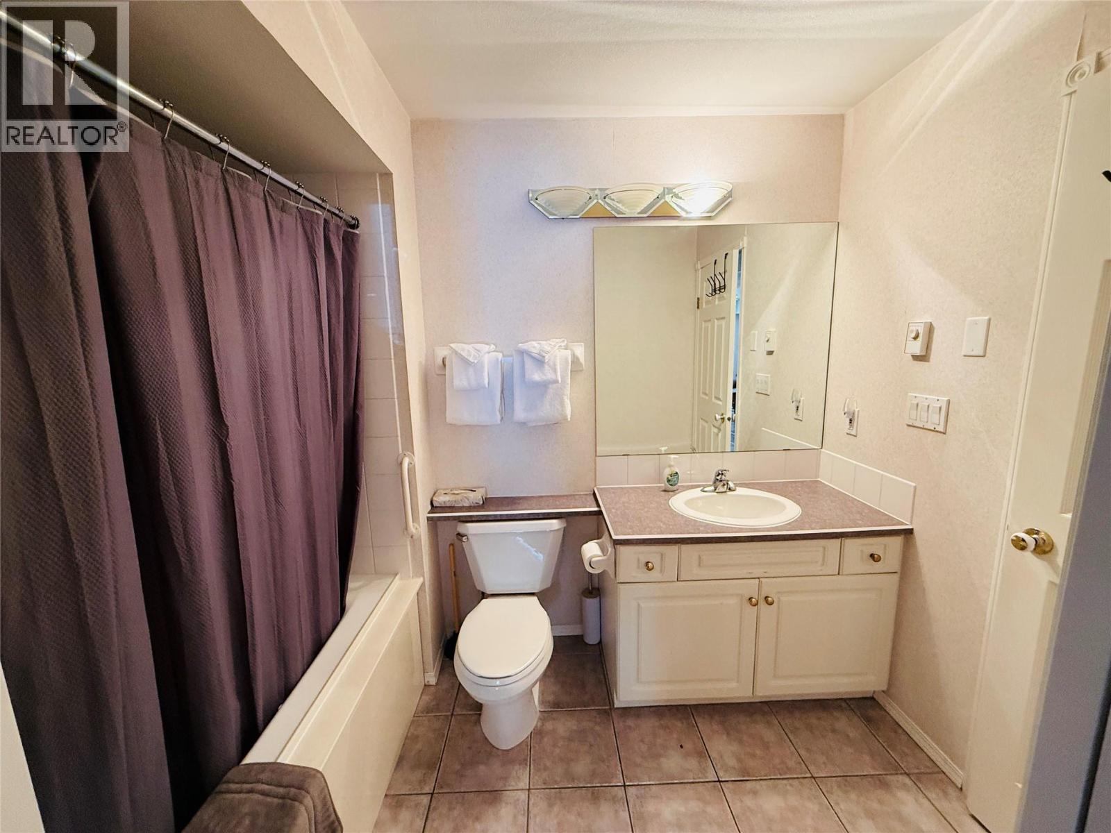 5052 Riverview Road Unit# 4007b, Fairmont Hot Springs, British Columbia  V0B 1L1 - Photo 13 - 10386800