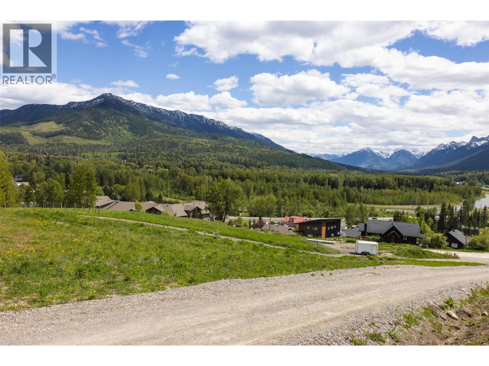 1683 Mcleod Avenue, Fernie, British Columbia  V0B 1M1 - Photo 19 - 10386602