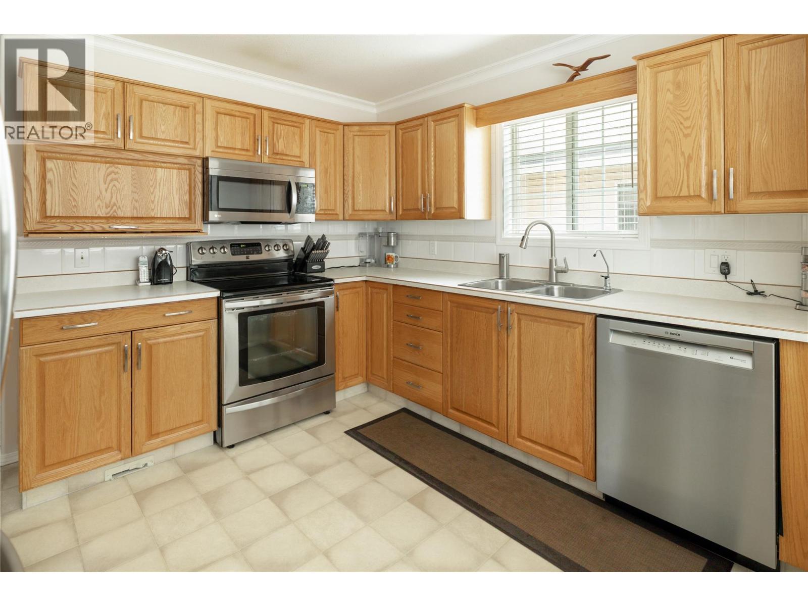 527 Yates Road Unit# 13, Kelowna, British Columbia  V1V 1Z5 - Photo 2 - 10386383