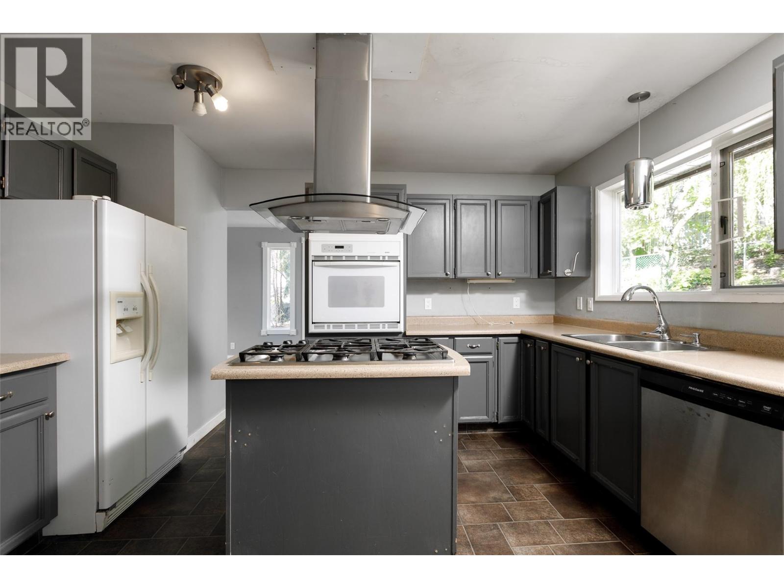 1242 Bowes Road, West Kelowna, British Columbia  V1Z 2R1 - Photo 4 - 10386710