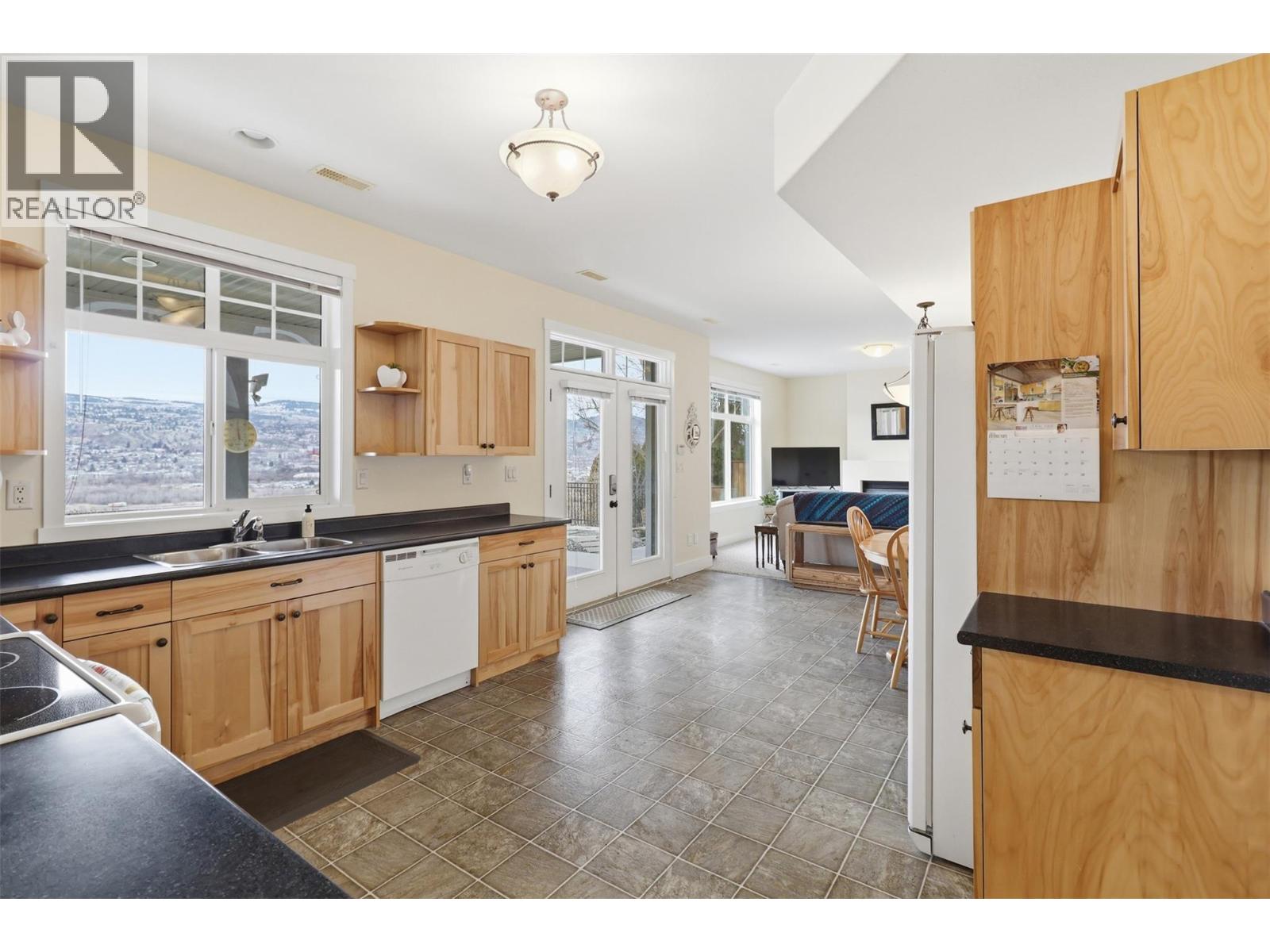 536 Trillium Drive, Kamloops, British Columbia  V2H 1R8 - Photo 38 - 10386689