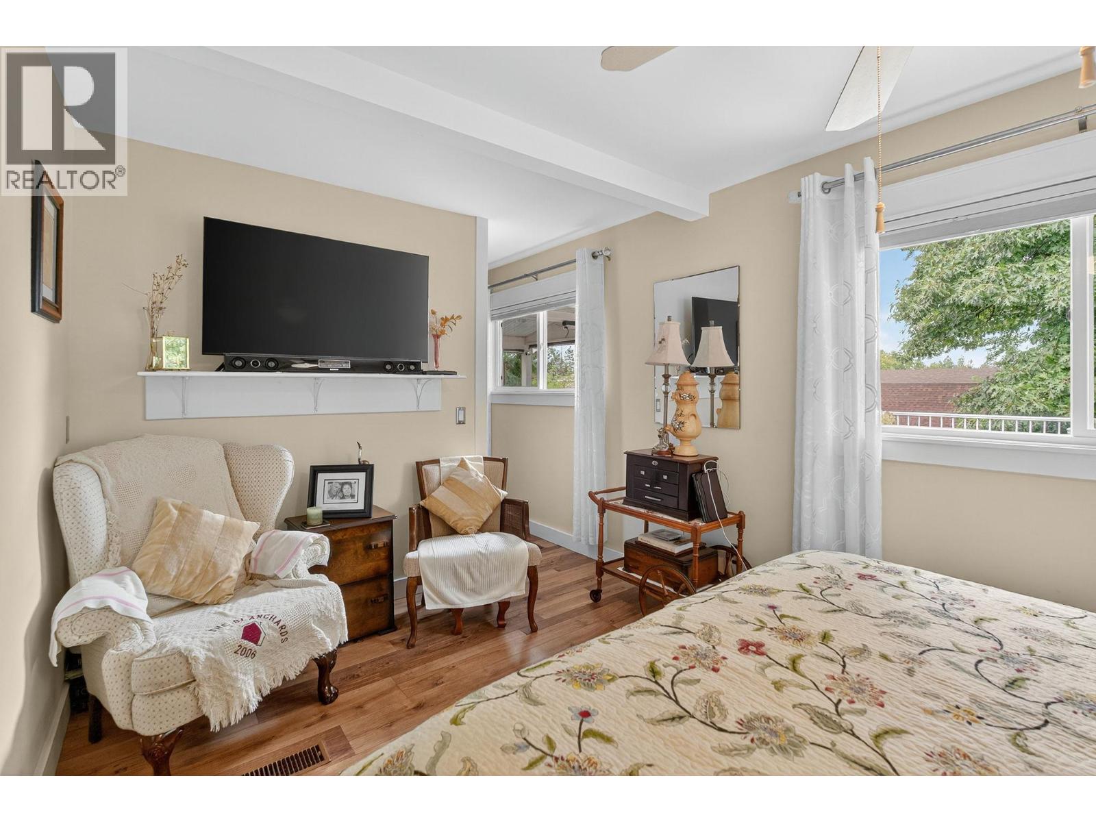 3920 Mowitch Court, Kelowna, British Columbia  V1W 4E6 - Photo 30 - 10386376