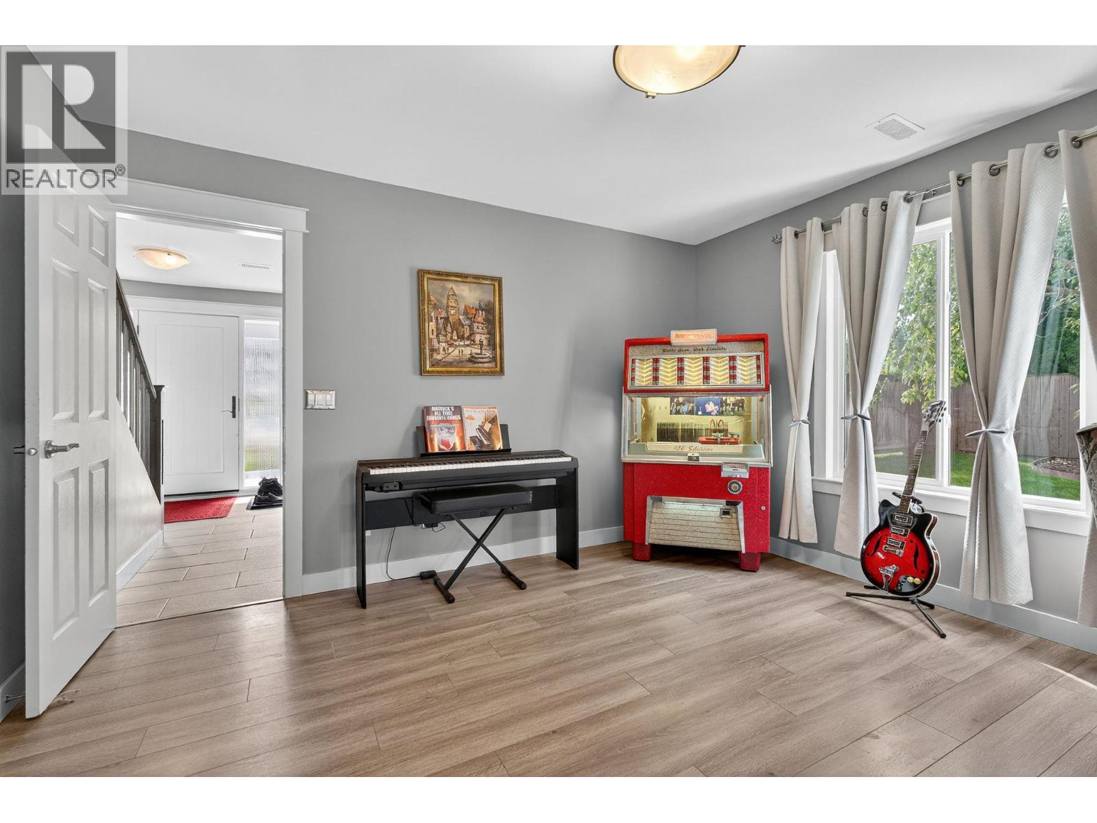 3920 Mowitch Court, Kelowna, British Columbia  V1W 4E6 - Photo 48 - 10386376