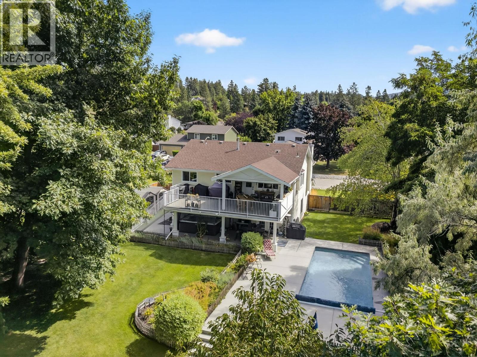 3920 Mowitch Court, Kelowna, British Columbia  V1W 4E6 - Photo 5 - 10386376