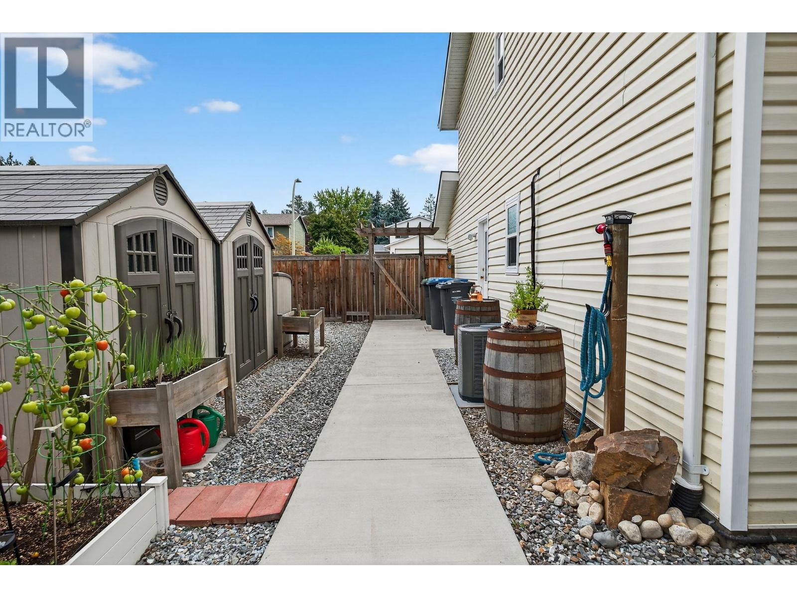 3920 Mowitch Court, Kelowna, British Columbia  V1W 4E6 - Photo 55 - 10386376