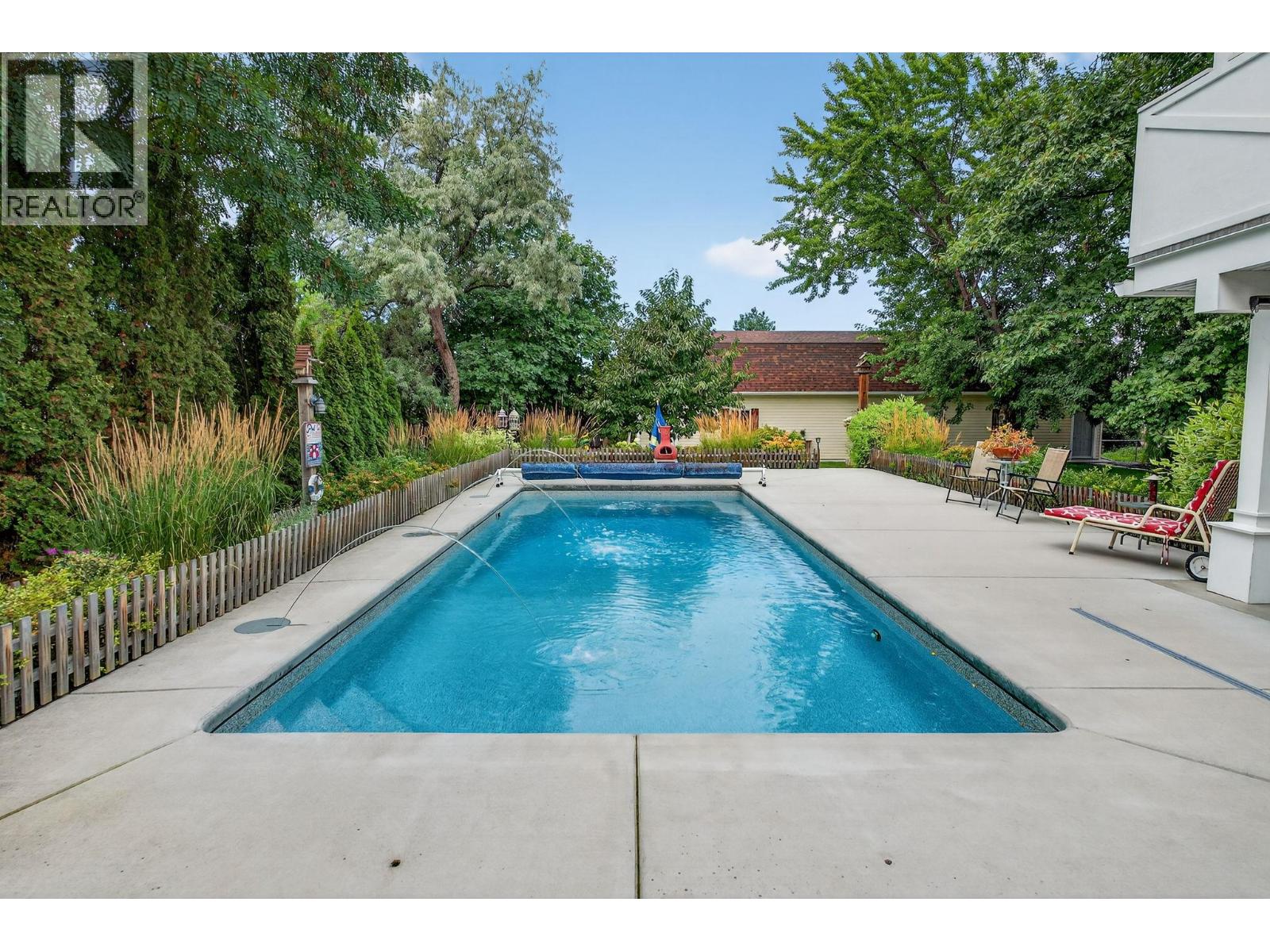 3920 Mowitch Court, Kelowna, British Columbia  V1W 4E6 - Photo 60 - 10386376