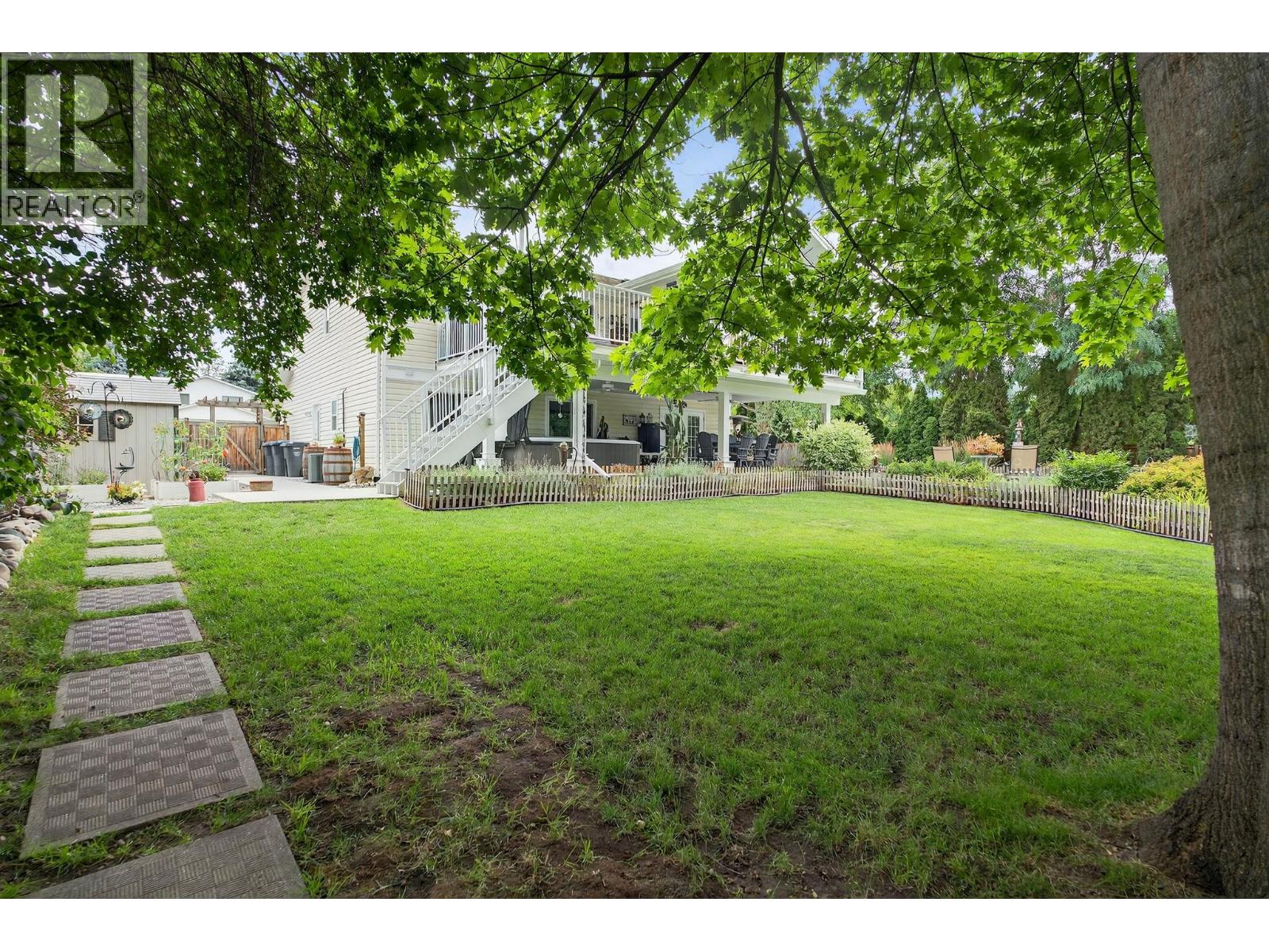 3920 Mowitch Court, Kelowna, British Columbia  V1W 4E6 - Photo 69 - 10386376