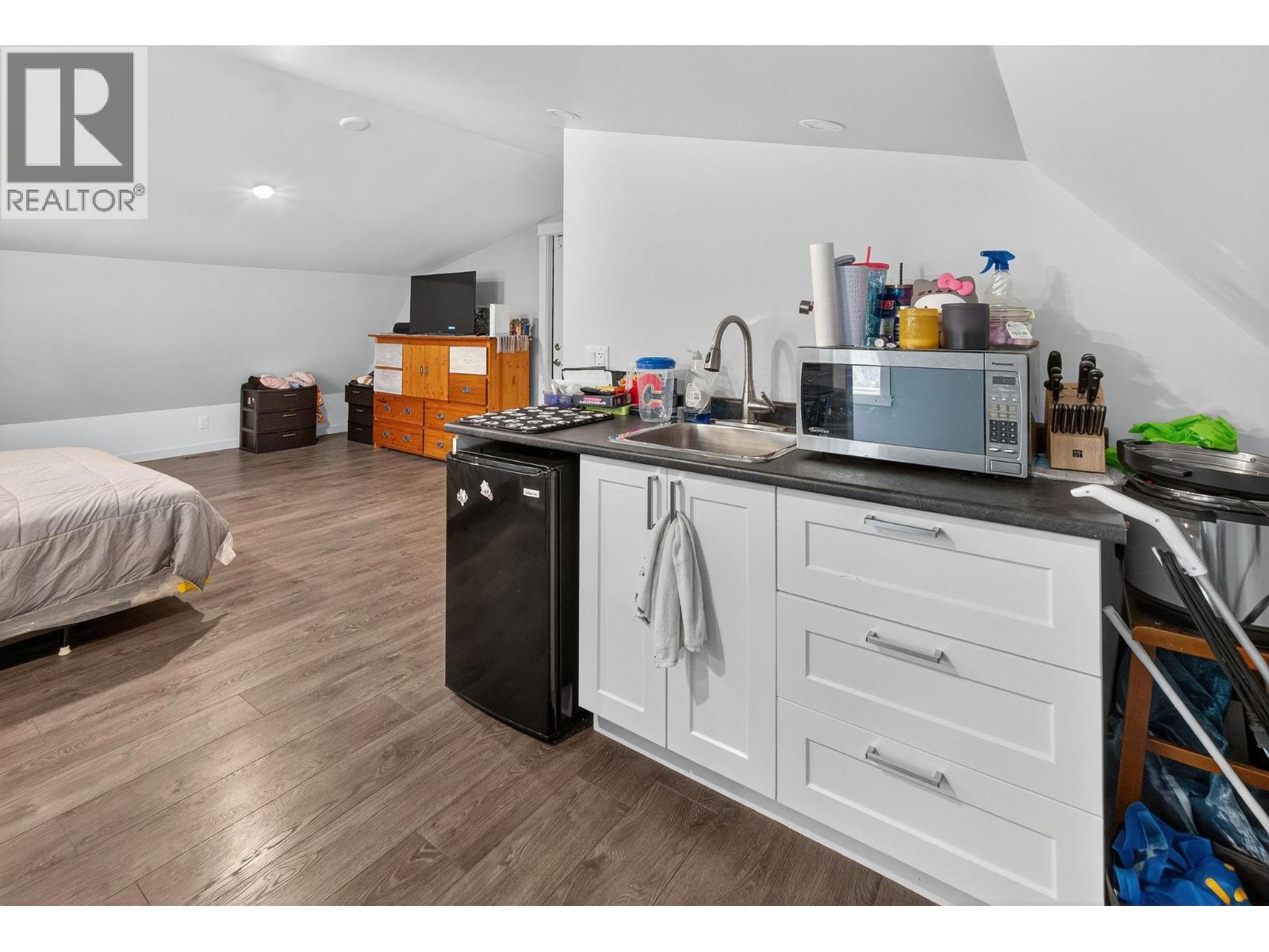 3920 Mowitch Court, Kelowna, British Columbia  V1W 4E6 - Photo 84 - 10386376