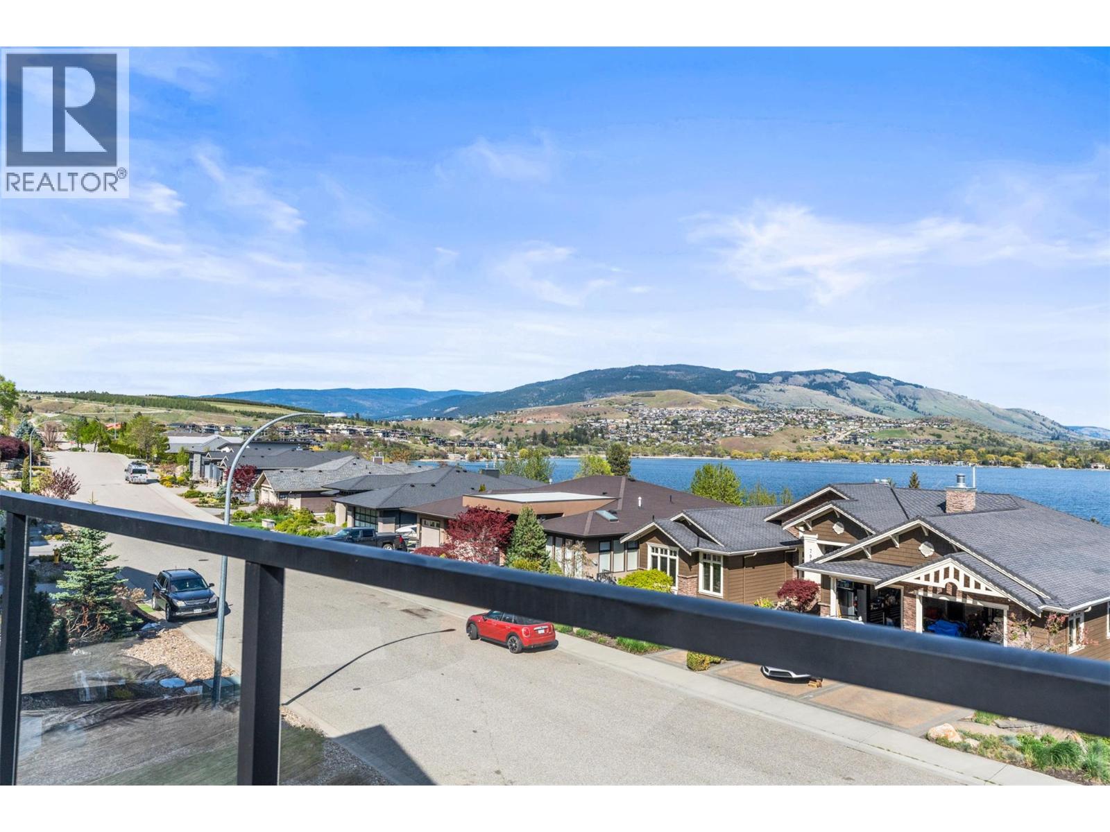 7938 Graystone Drive, Coldstream, British Columbia  V1B 4A9 - Photo 4 - 10385615
