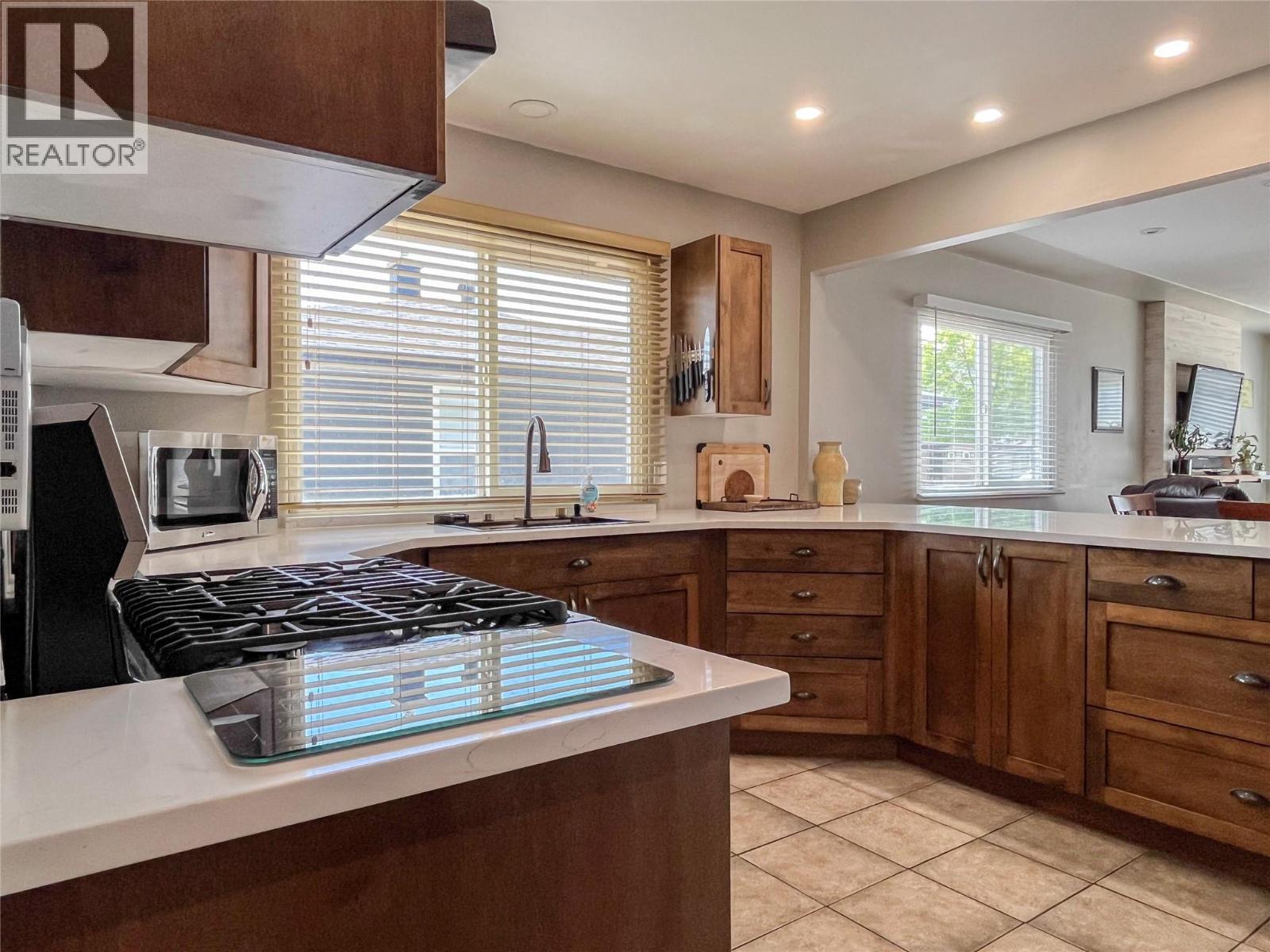7817 89th Street, Osoyoos, British Columbia  V0H 1V0 - Photo 13 - 10386629