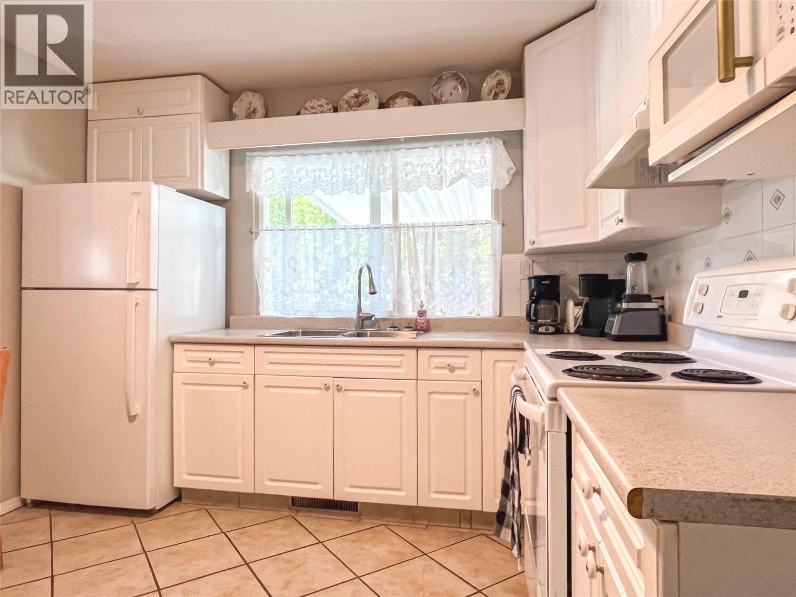 7817 89th Street, Osoyoos, British Columbia  V0H 1V0 - Photo 33 - 10386629