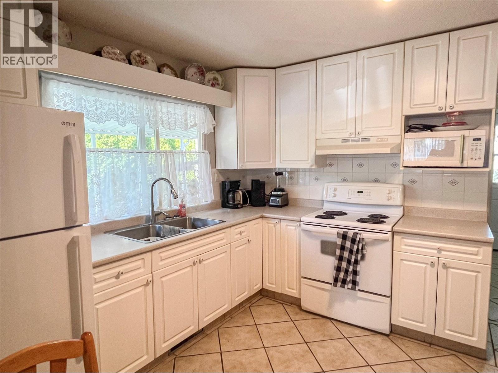 7817 89th Street, Osoyoos, British Columbia  V0H 1V0 - Photo 39 - 10386629