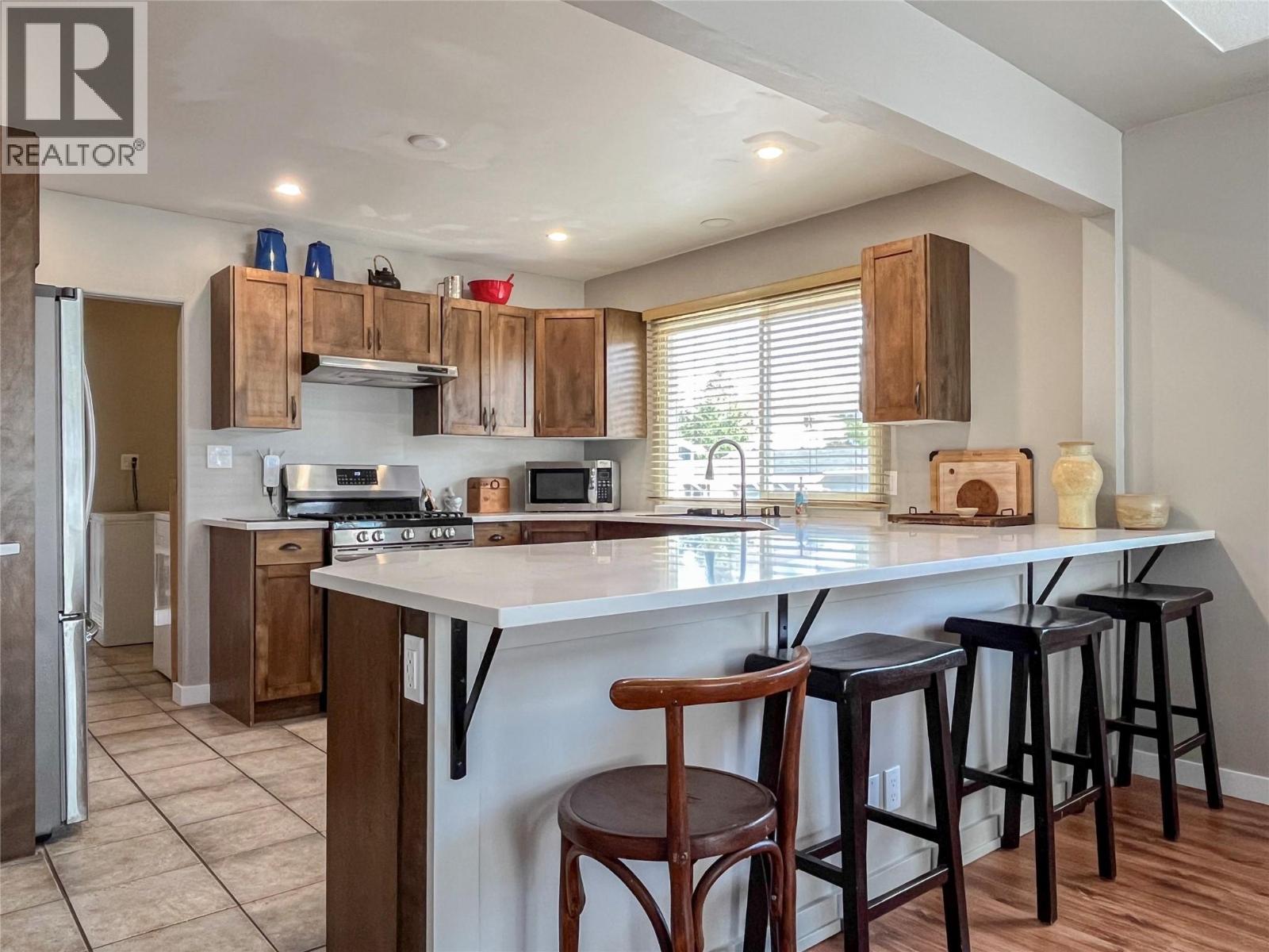 7817 89th Street, Osoyoos, British Columbia  V0H 1V0 - Photo 6 - 10386629