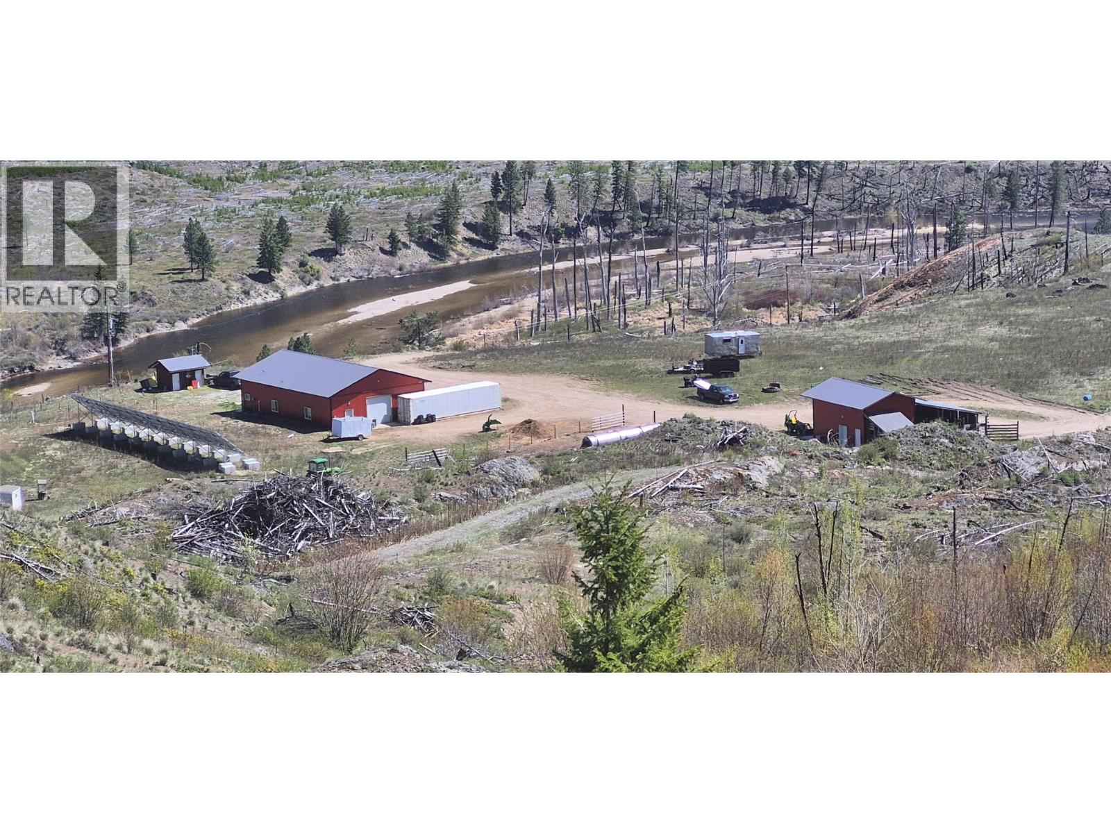 2825 33 Highway, westbridge, British Columbia