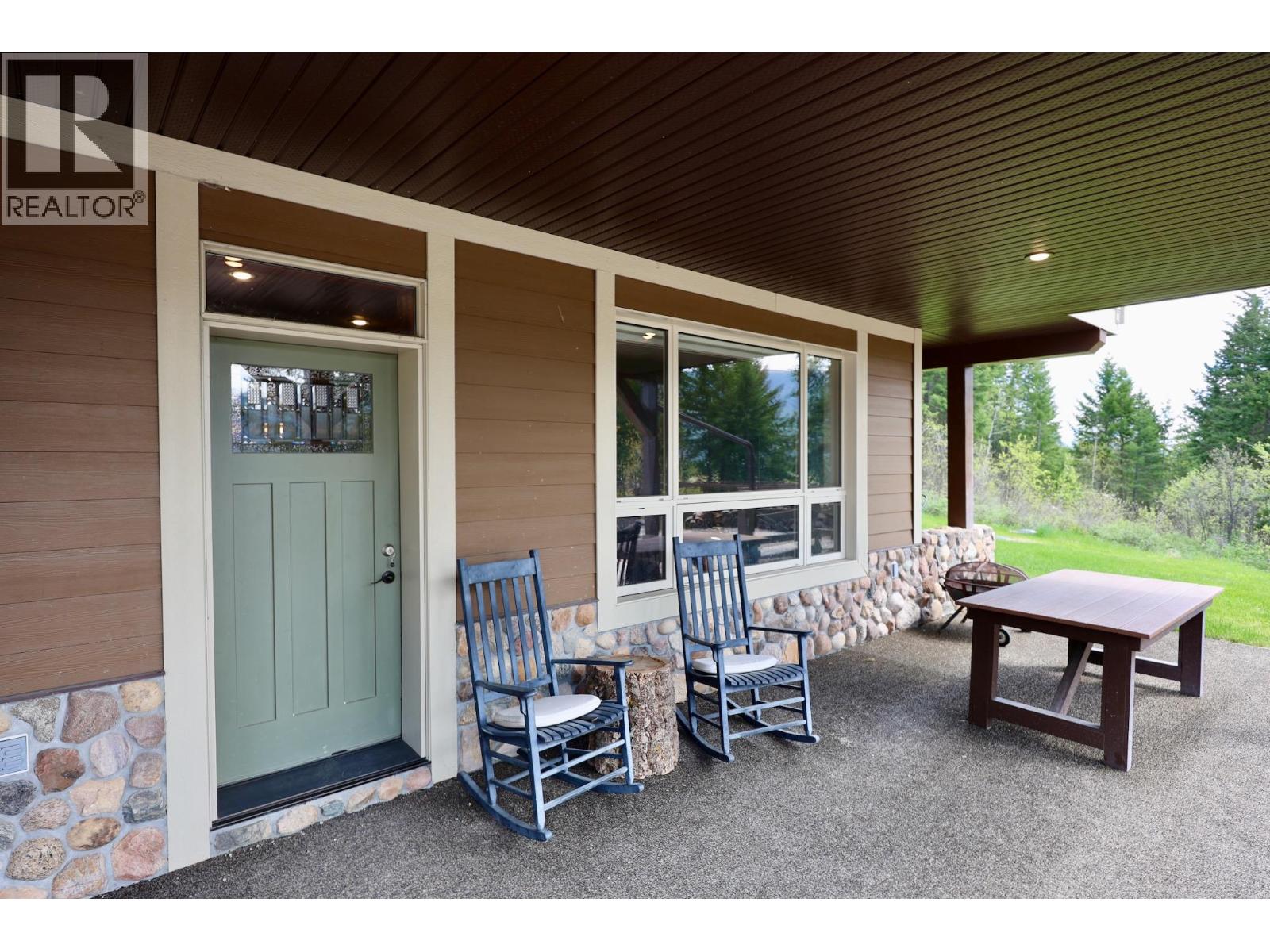 4905 Castledale View Estates Road Road, Golden, British Columbia  V0A 1L0 - Photo 7 - 10386811