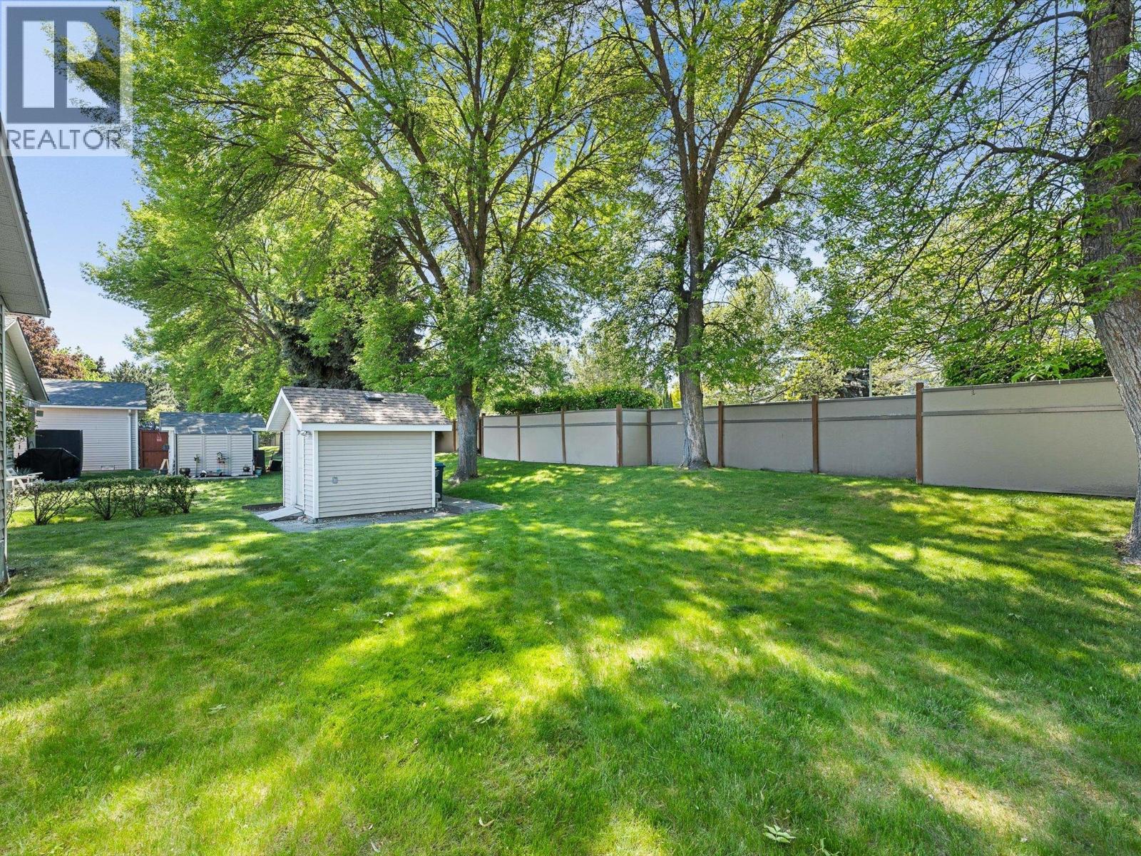 1260 Raymer Avenue Unit# 308, Kelowna, British Columbia  V1W 3S3 - Photo 2 - 10386779