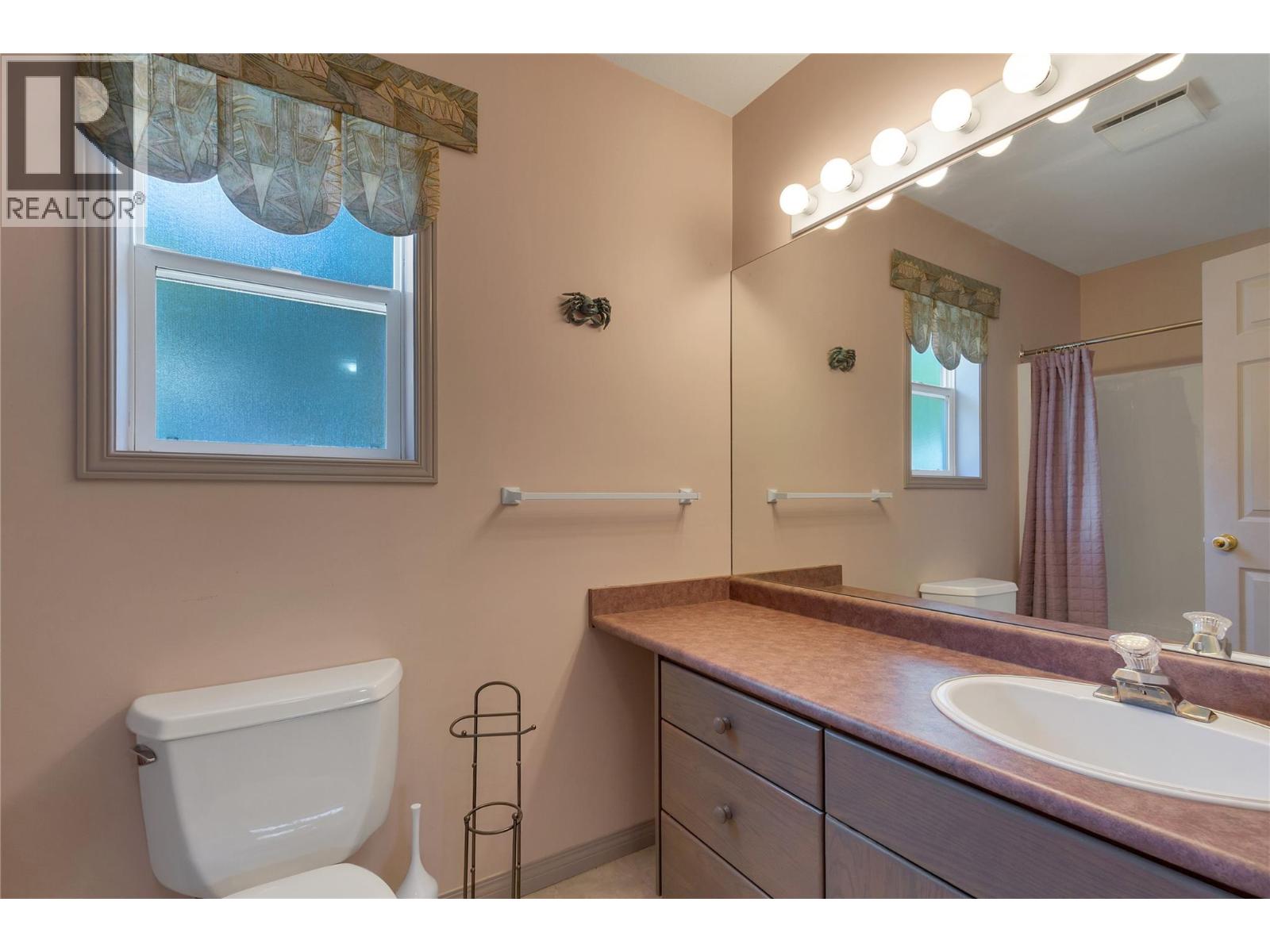 35 Peregrine Way, Vernon, British Columbia  V1H 1E4 - Photo 22 - 10386662