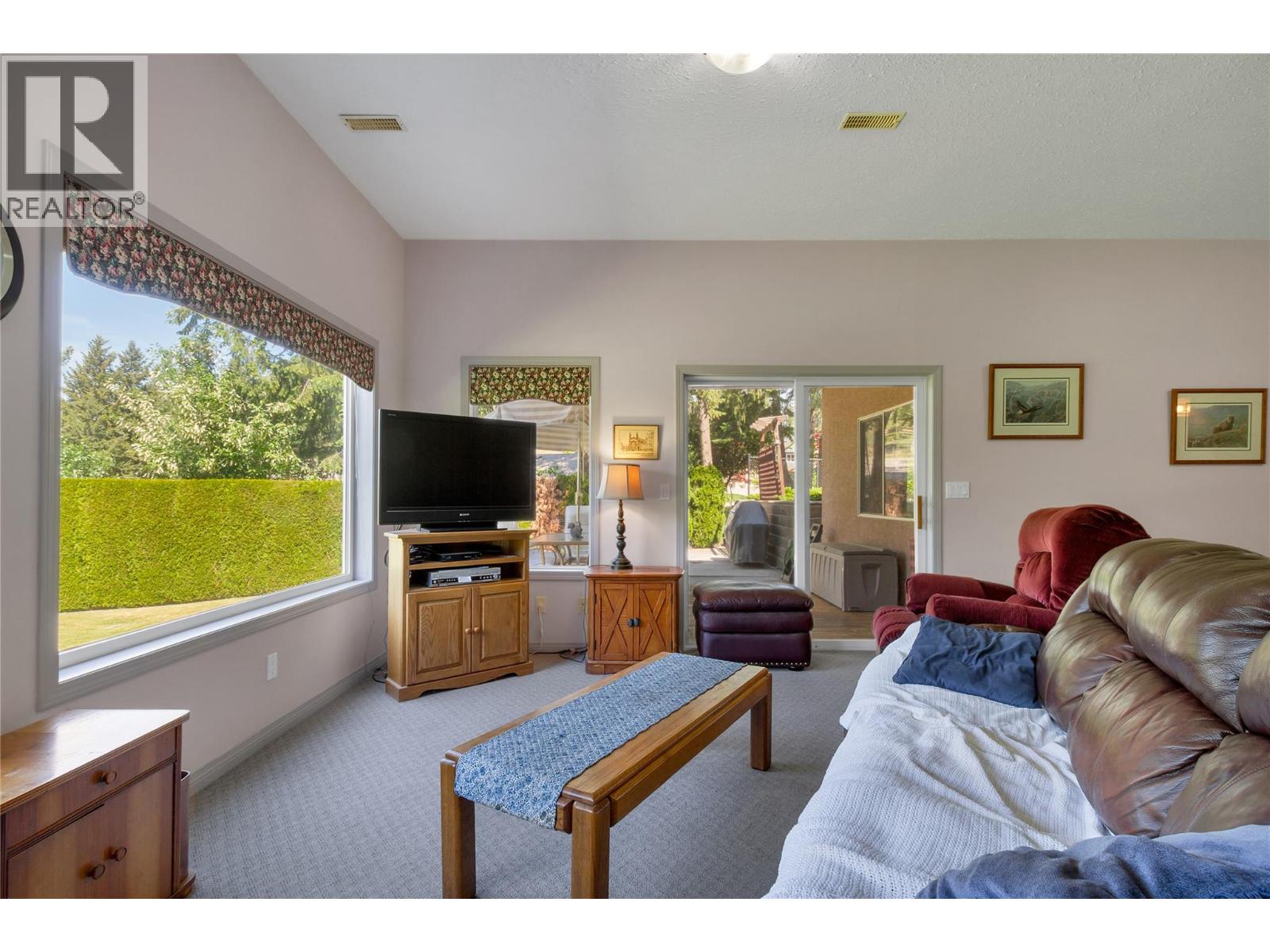 35 Peregrine Way, Vernon, British Columbia  V1H 1E4 - Photo 33 - 10386662