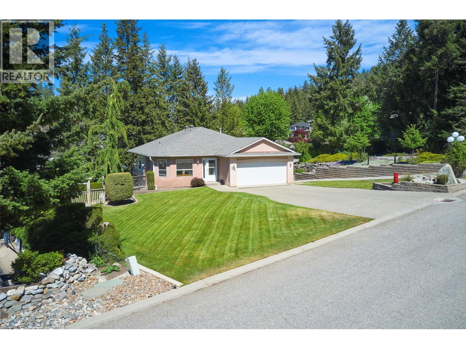 35 Peregrine Way, Vernon, British Columbia  V1H 1E4 - Photo 68 - 10386662