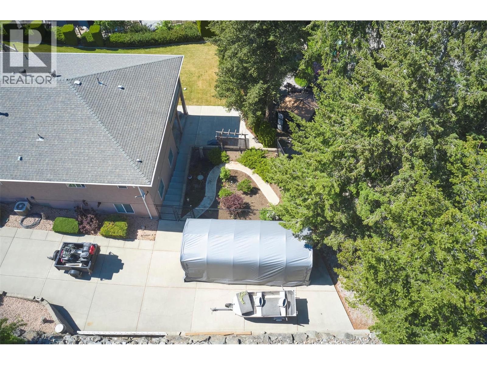 35 Peregrine Way, Vernon, British Columbia  V1H 1E4 - Photo 70 - 10386662