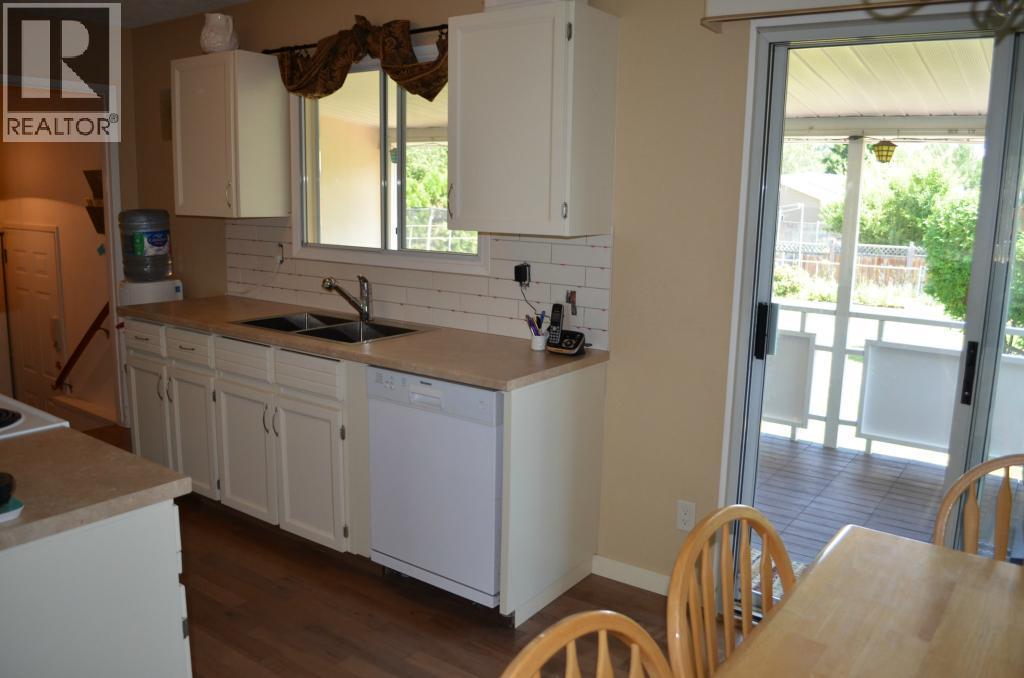 565 Dougall Road S, Kelowna, British Columbia  V1X 3K2 - Photo 5 - 10386807