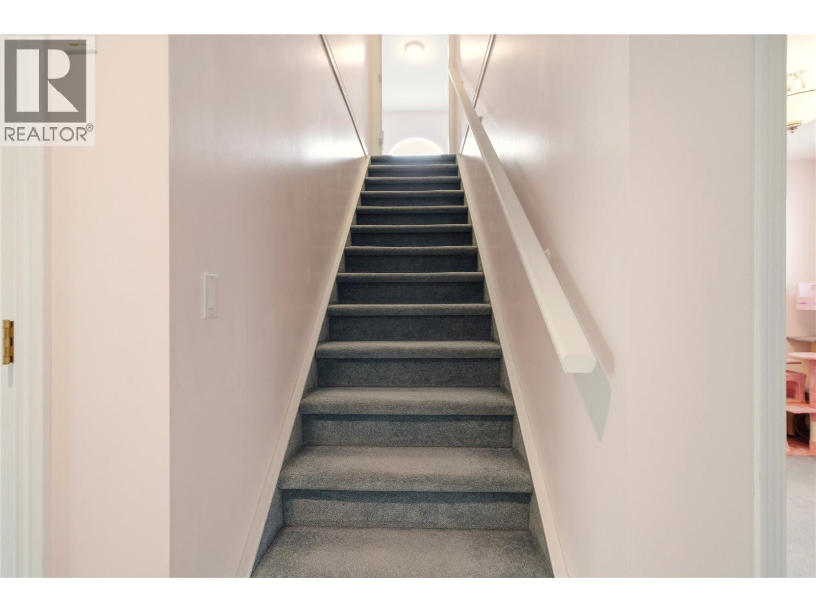 756 Springrose Way, Kelowna, British Columbia  V1W 3M2 - Photo 36 - 10386790